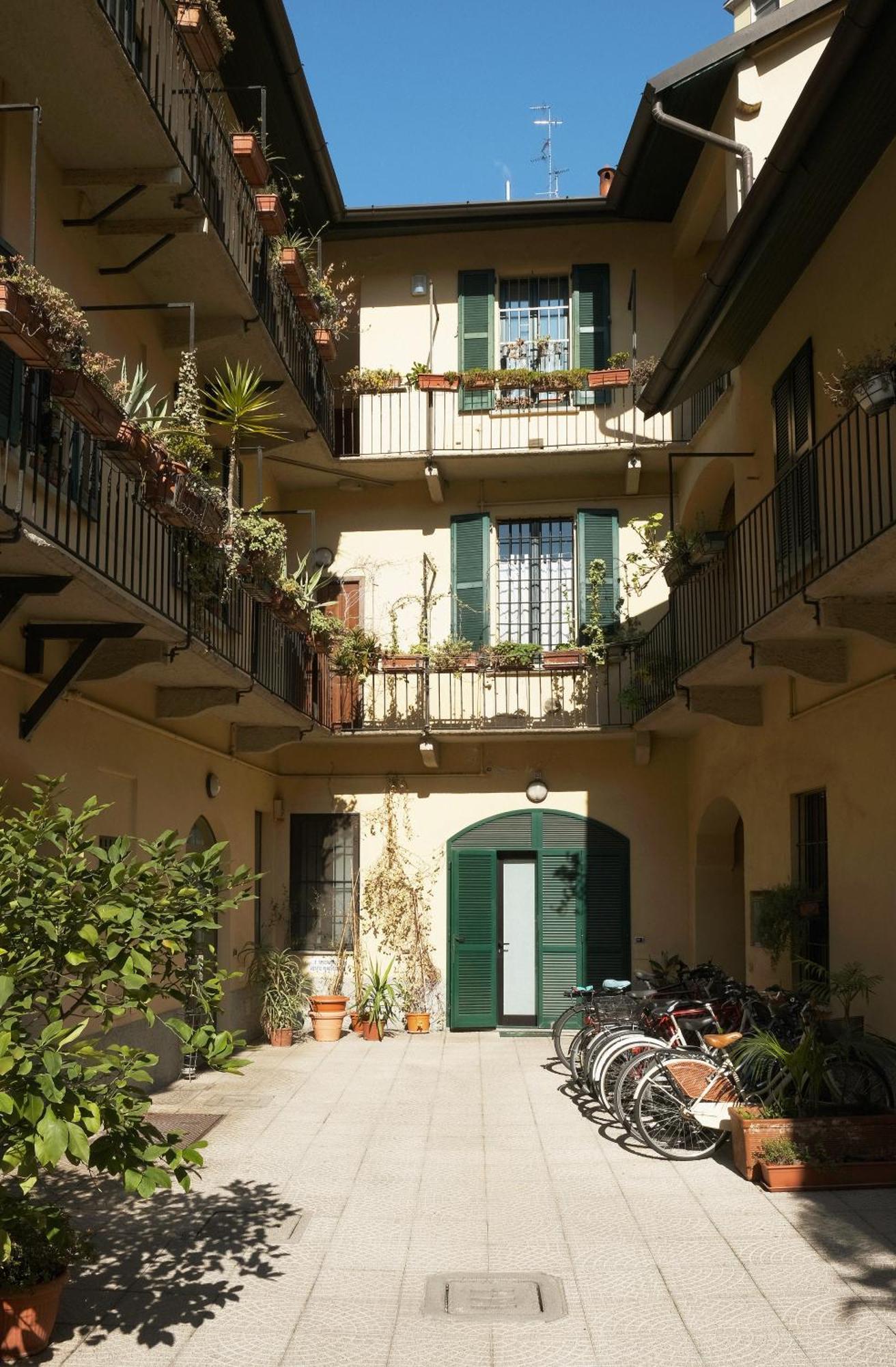 Comecasa Bright Terraced In Porta Romana Vicino Clinica Mangiagalli Milan