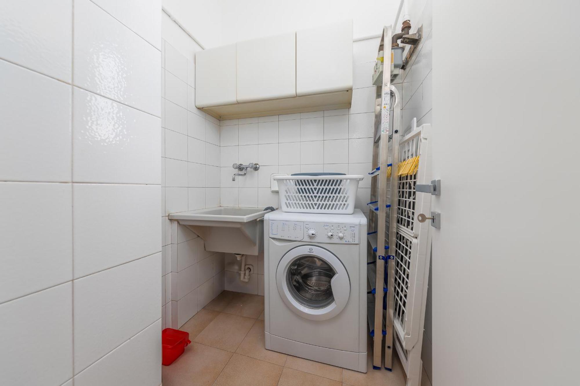 Appartamento Free Private Parking - 5 Min To Metro - Access Control Guard - Quiet