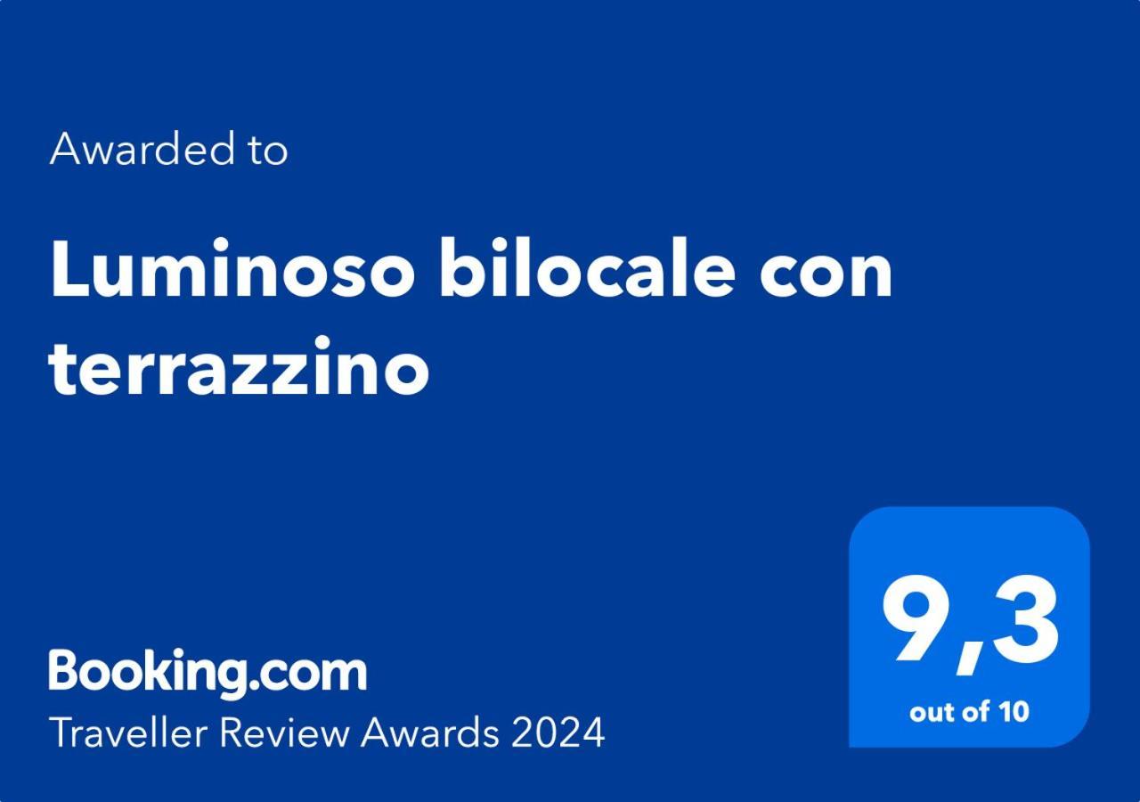Luminoso Bilocale Con Terrazzino Milan