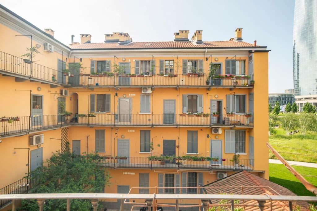 Apartment Free Wi-fi - A/c - Vertical Tower - Garibaldi Milan