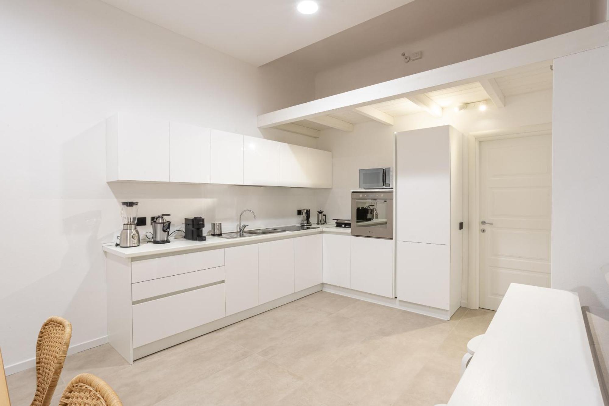 Apartment Sant Ambroeus Garden Milan