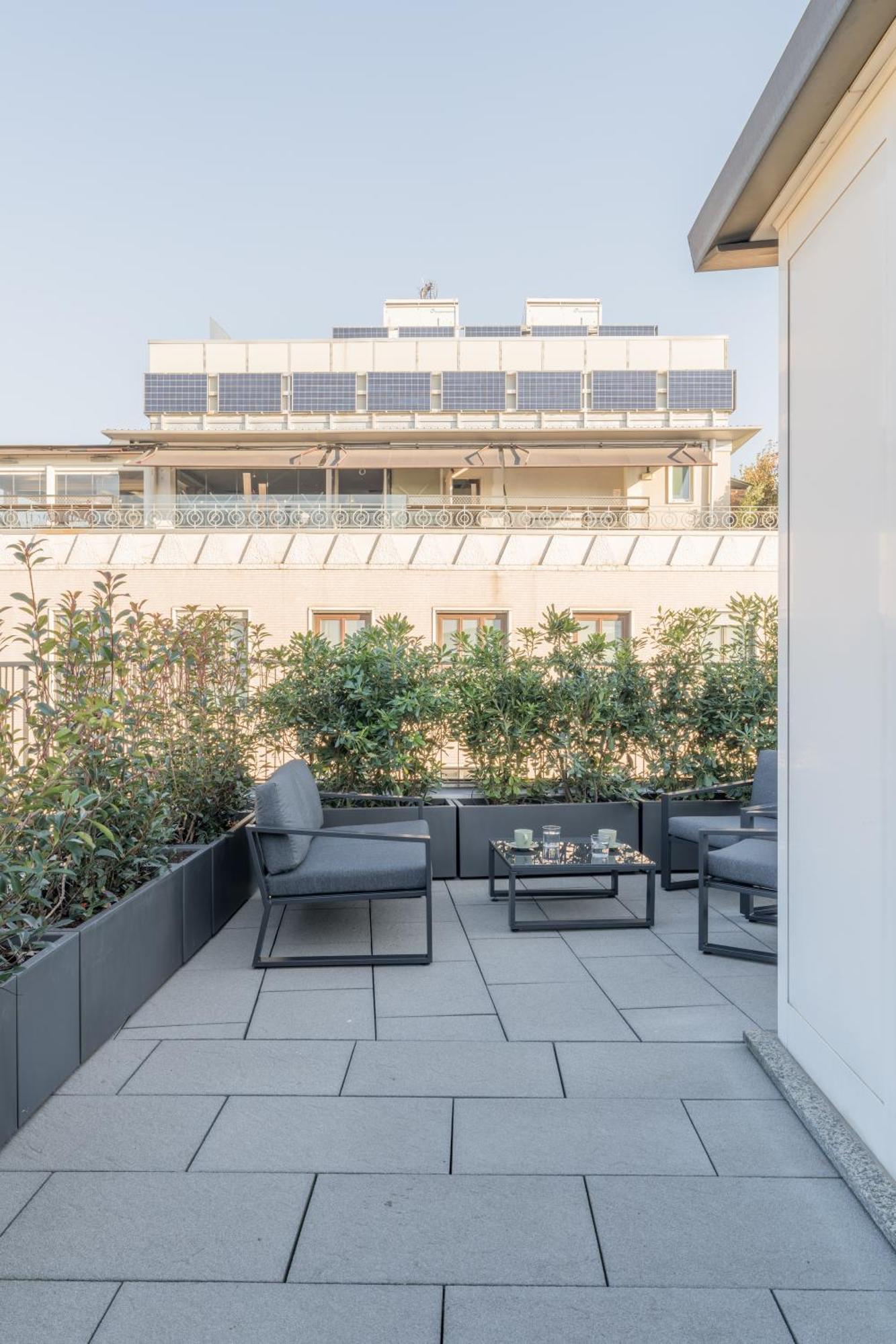 Apartment Bmore San Babila - Luxury Near Duomo Milan