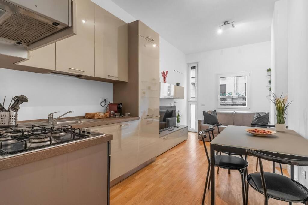 Macchi Loreto - Apartment Milan