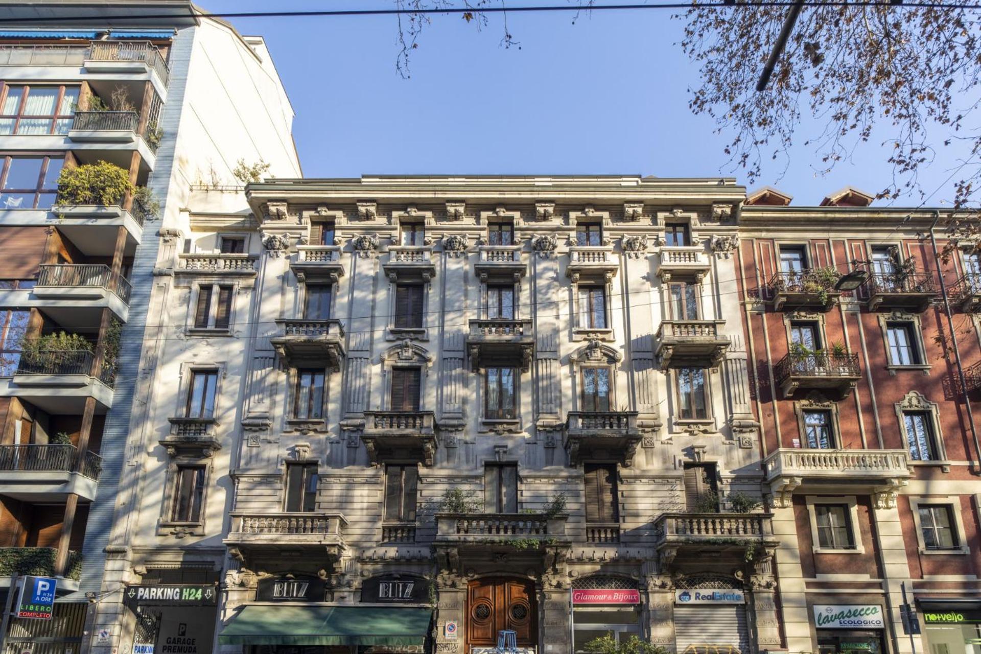 Easylife - Oasi Con Balcone In The Center Milan