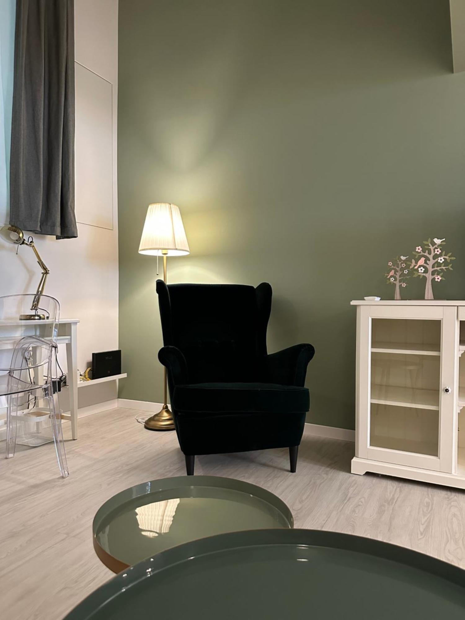 Flowers, A Cozy In Appartamento