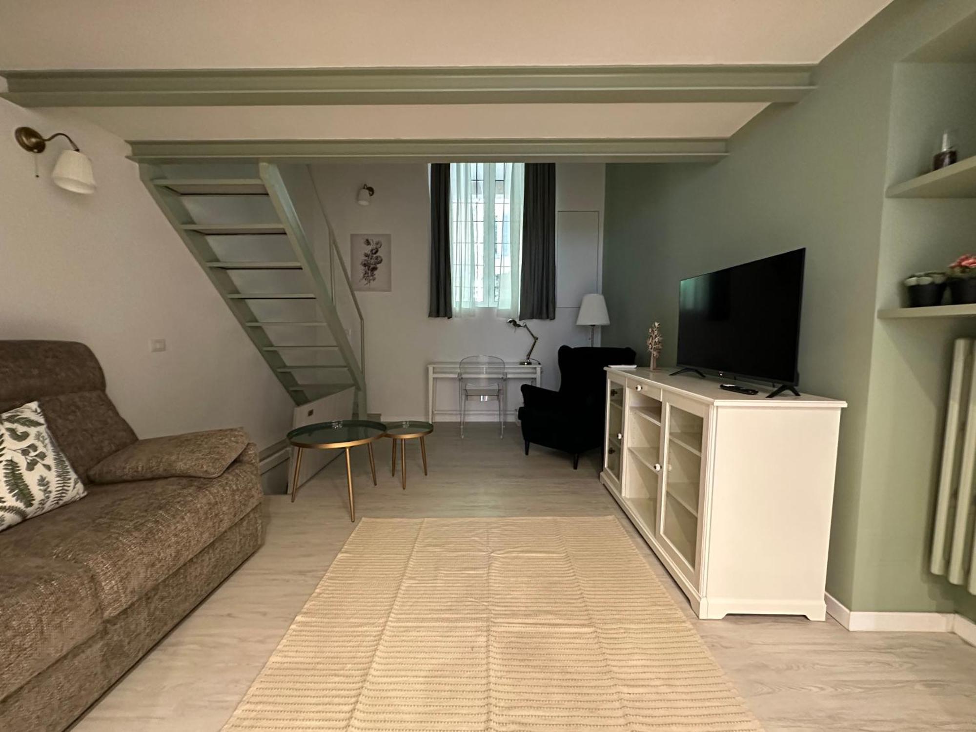 Appartamento Flowers, A Cozy In Milano