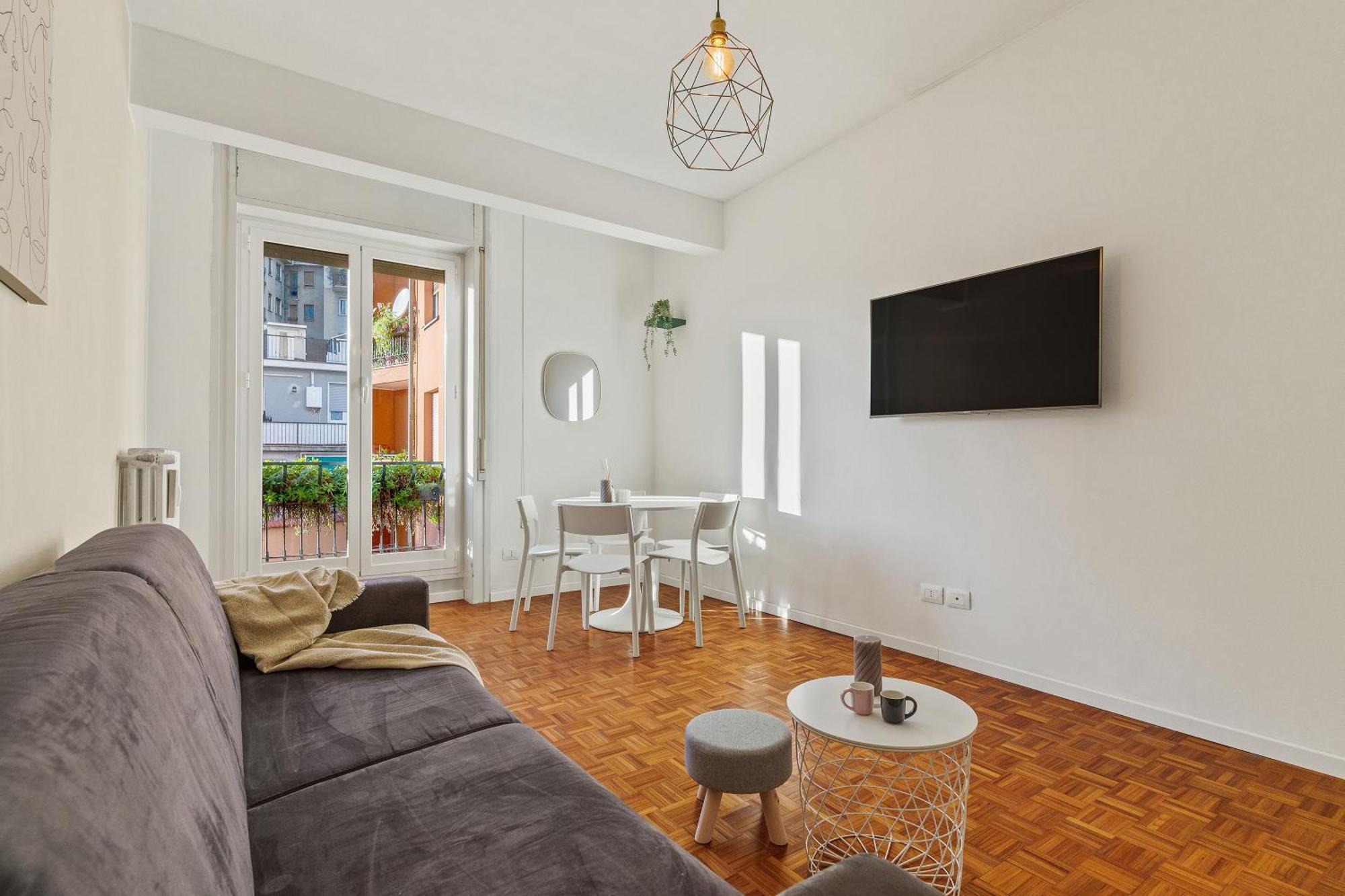 Urban Chic Retreat Station - Loreto * Milan
