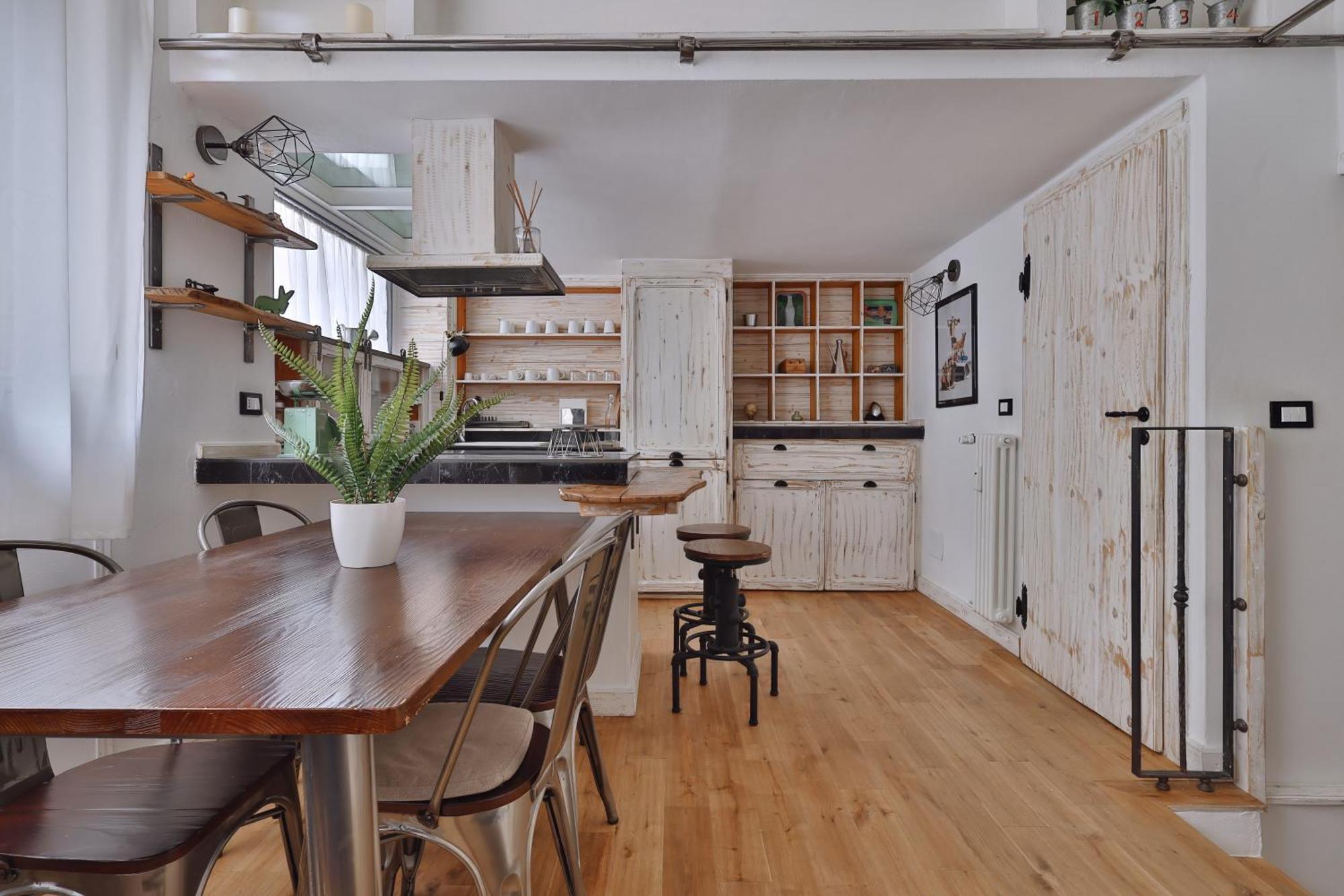 Quiet House In Navigli Sleeps 4 Apartment Milan