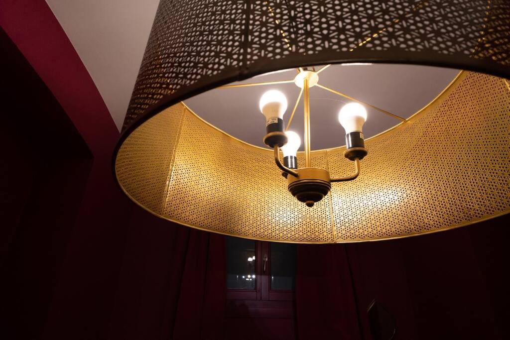 Apartment An Elegant In Milan's Art District Milan