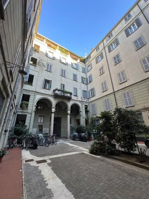 Apartment An Elegant In Milan's Art District Milan