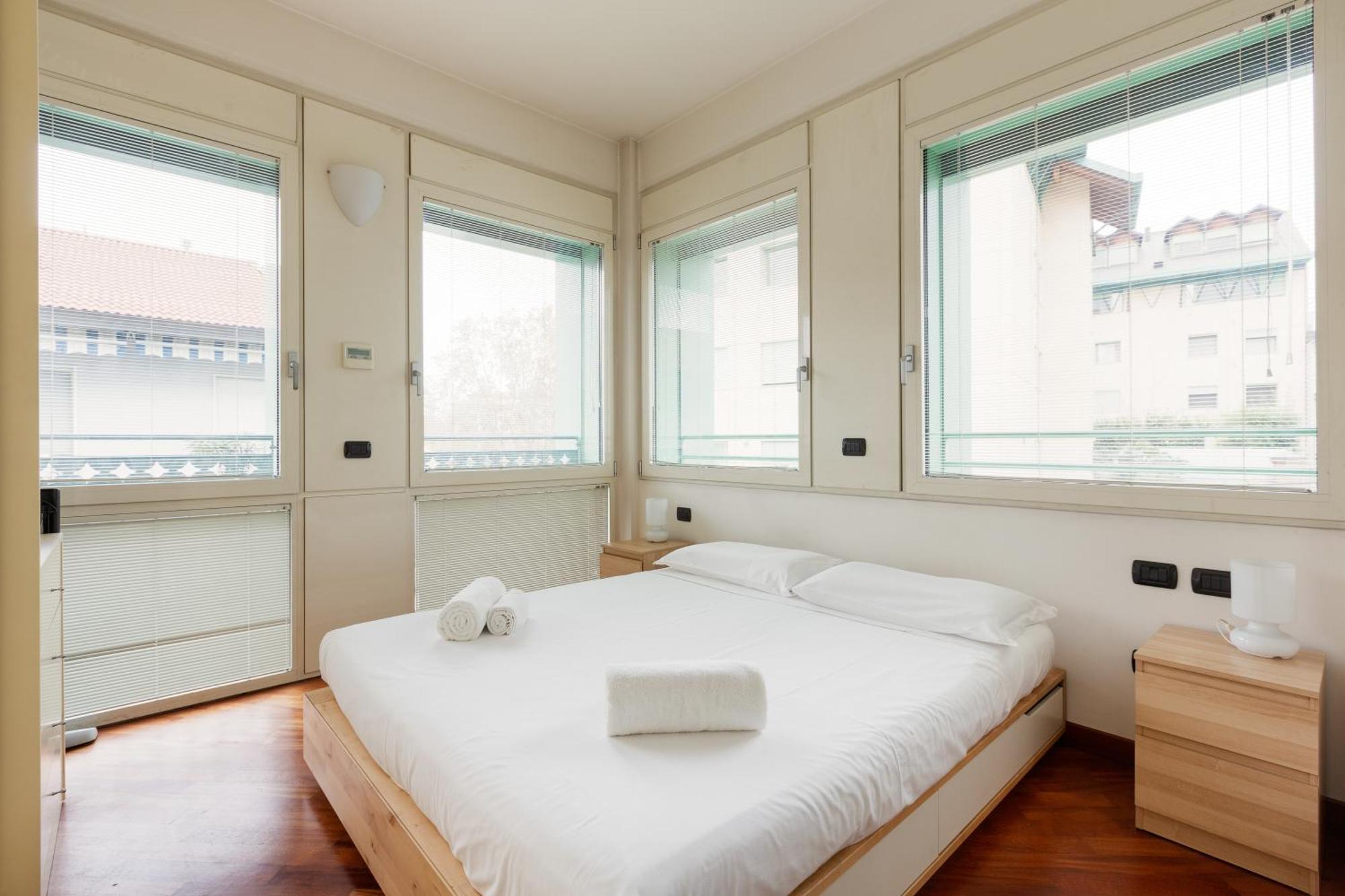 Bright & Comfy With Parking Milan