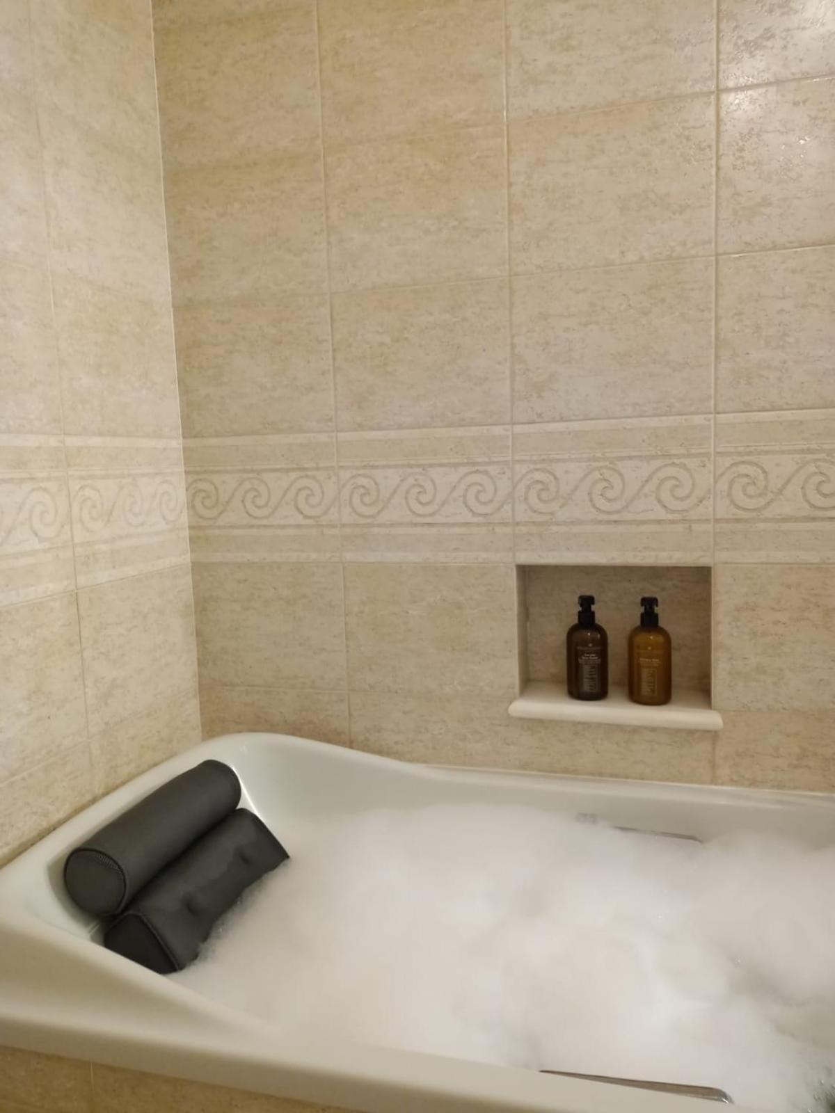 Bmore San Babila - Luxury Near Duomo * Milan
