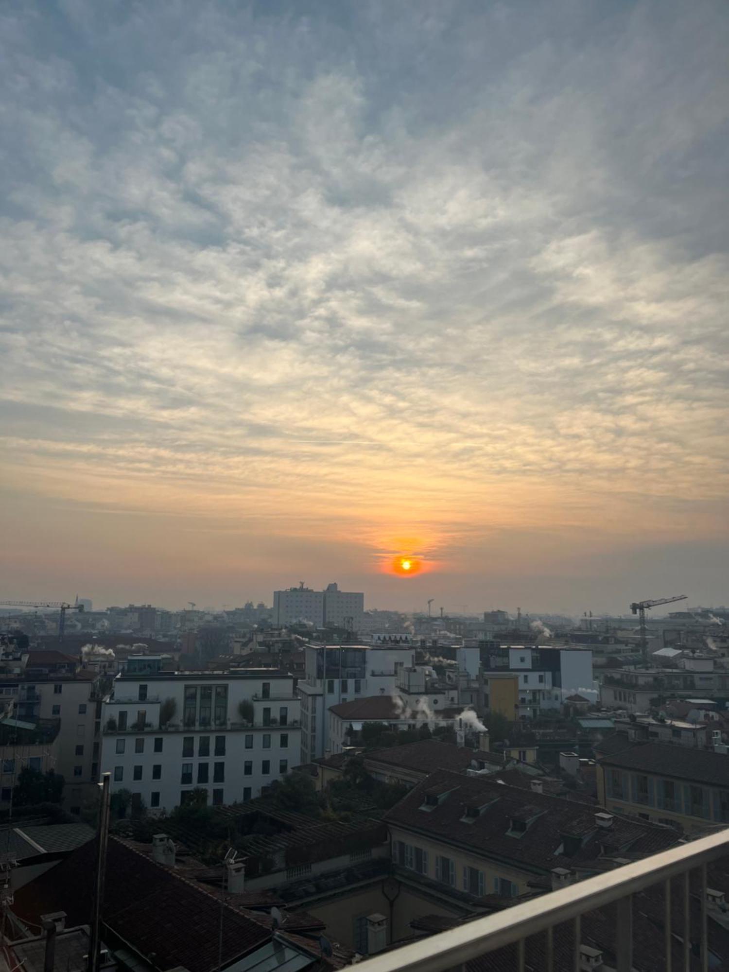 Apartment Bmore San Babila - Luxury Near Duomo *