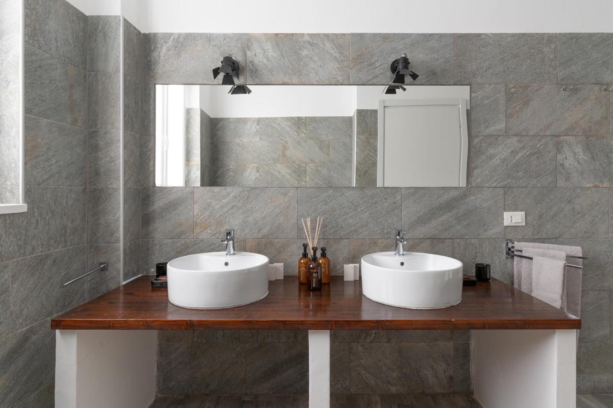 Apartment Bmore San Babila - Luxury Near Duomo