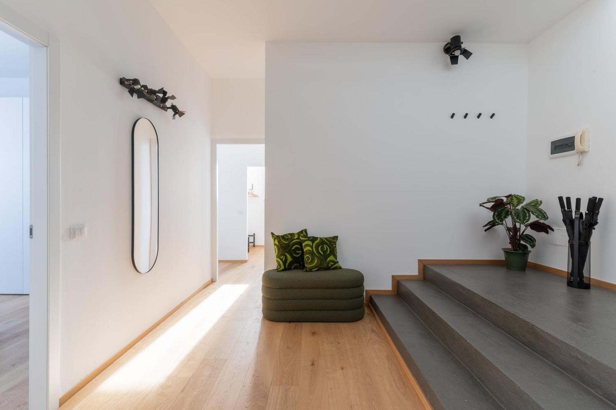 Bmore San Babila - Luxury Near Duomo Apartment *