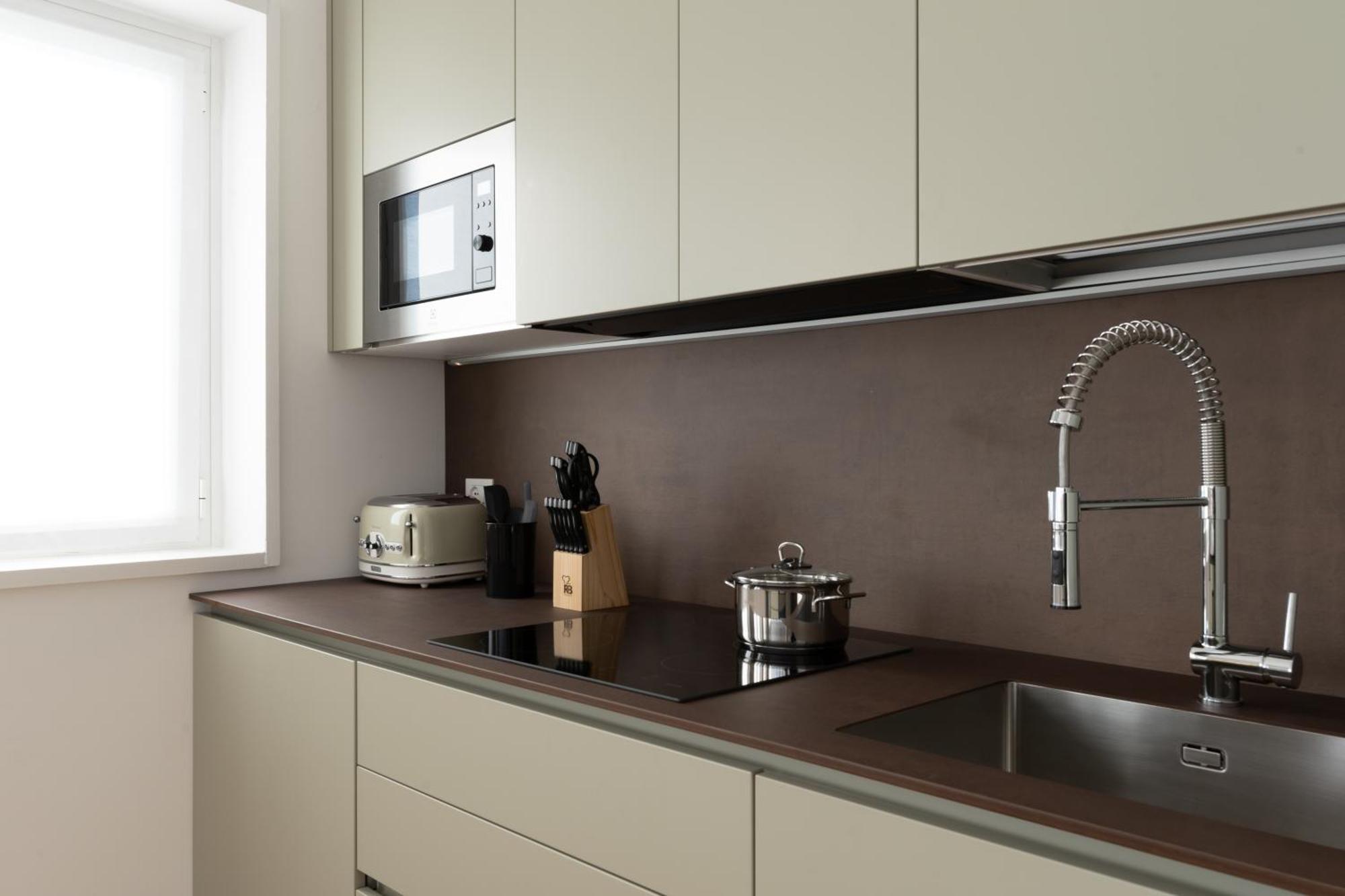 Apartment Bmore San Babila - Luxury Near Duomo *