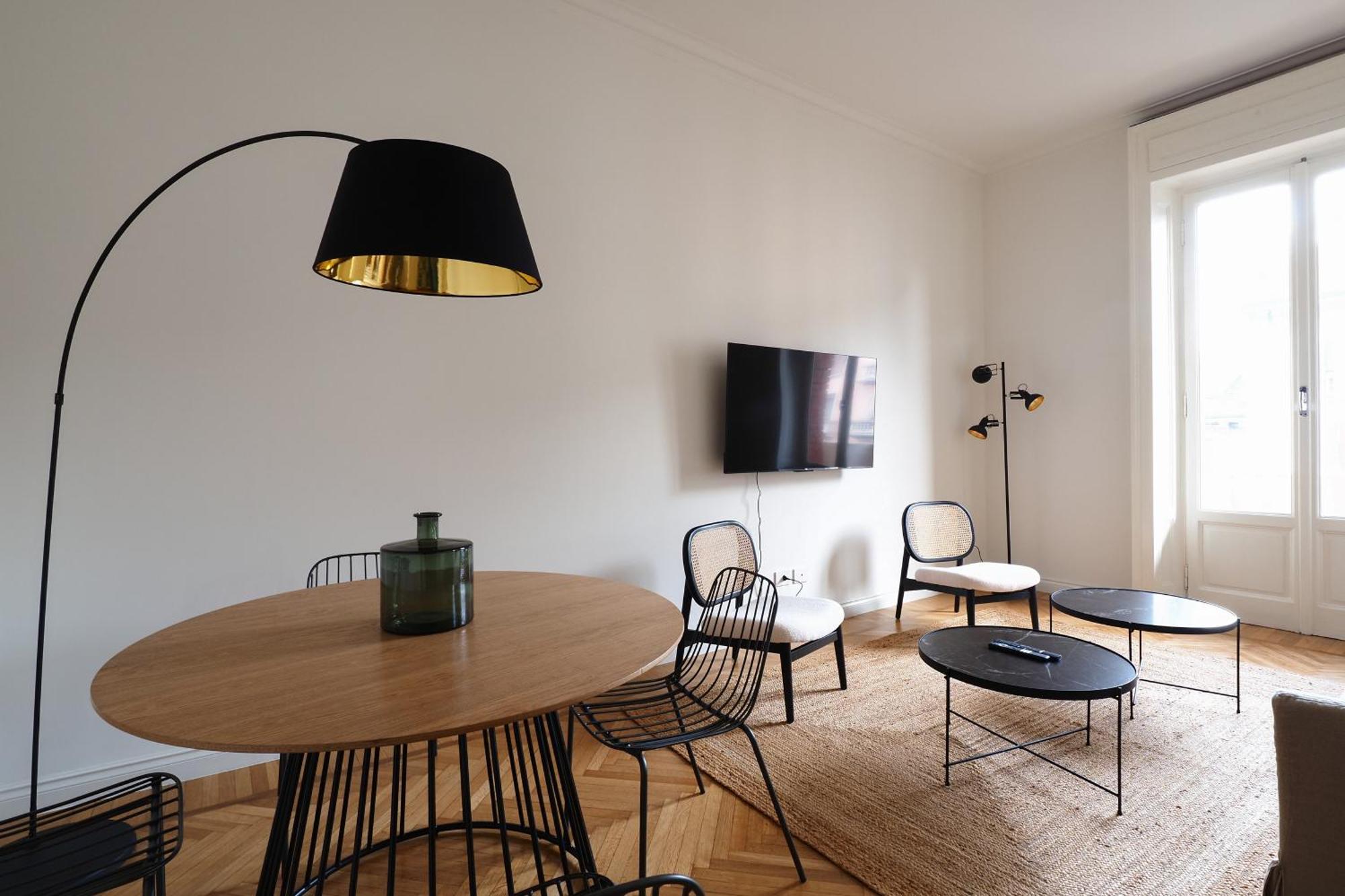 Adelaide Elegant Apartment Milan