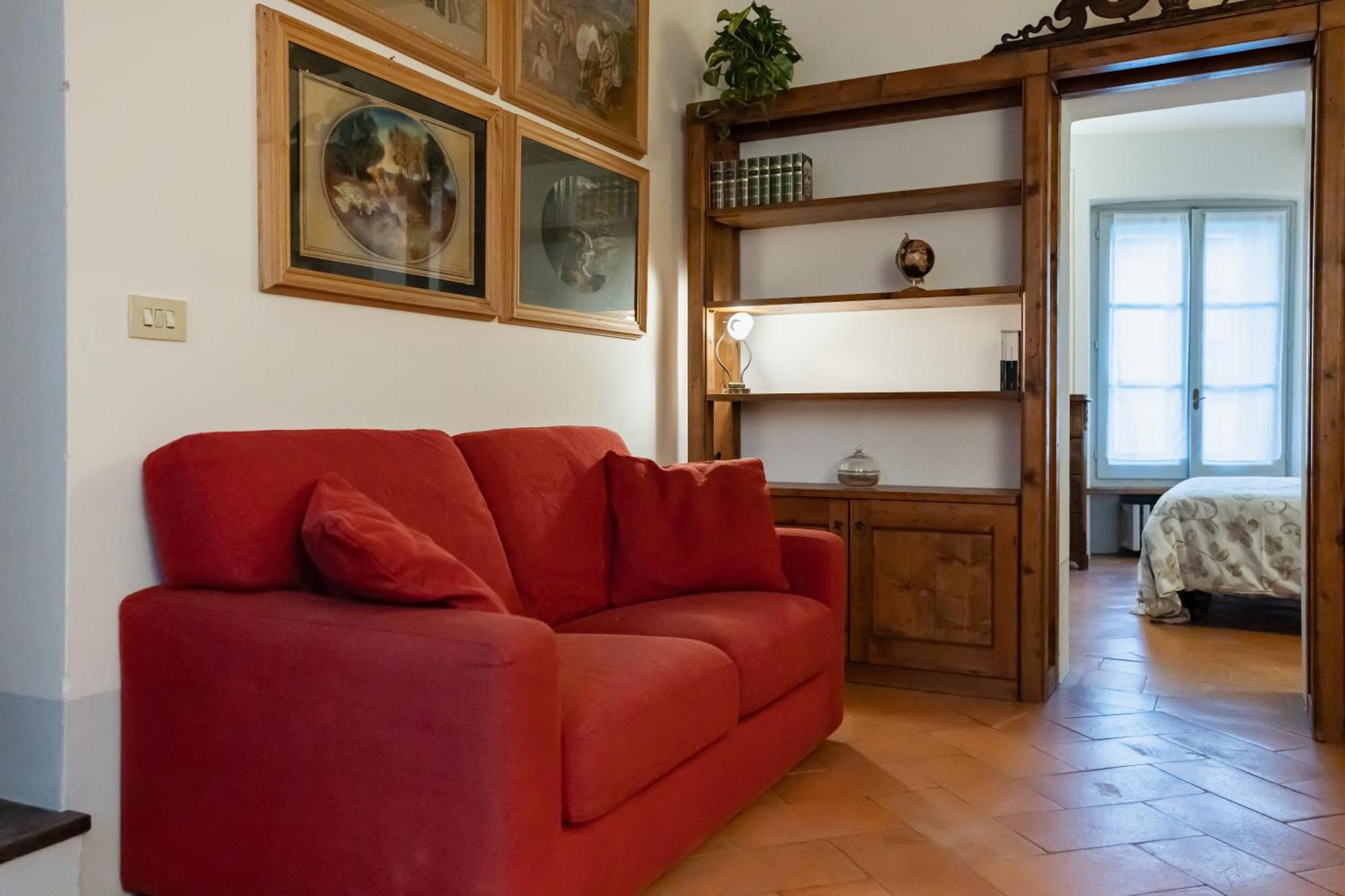 La Corte Di Emily Ap. 1 * Milan