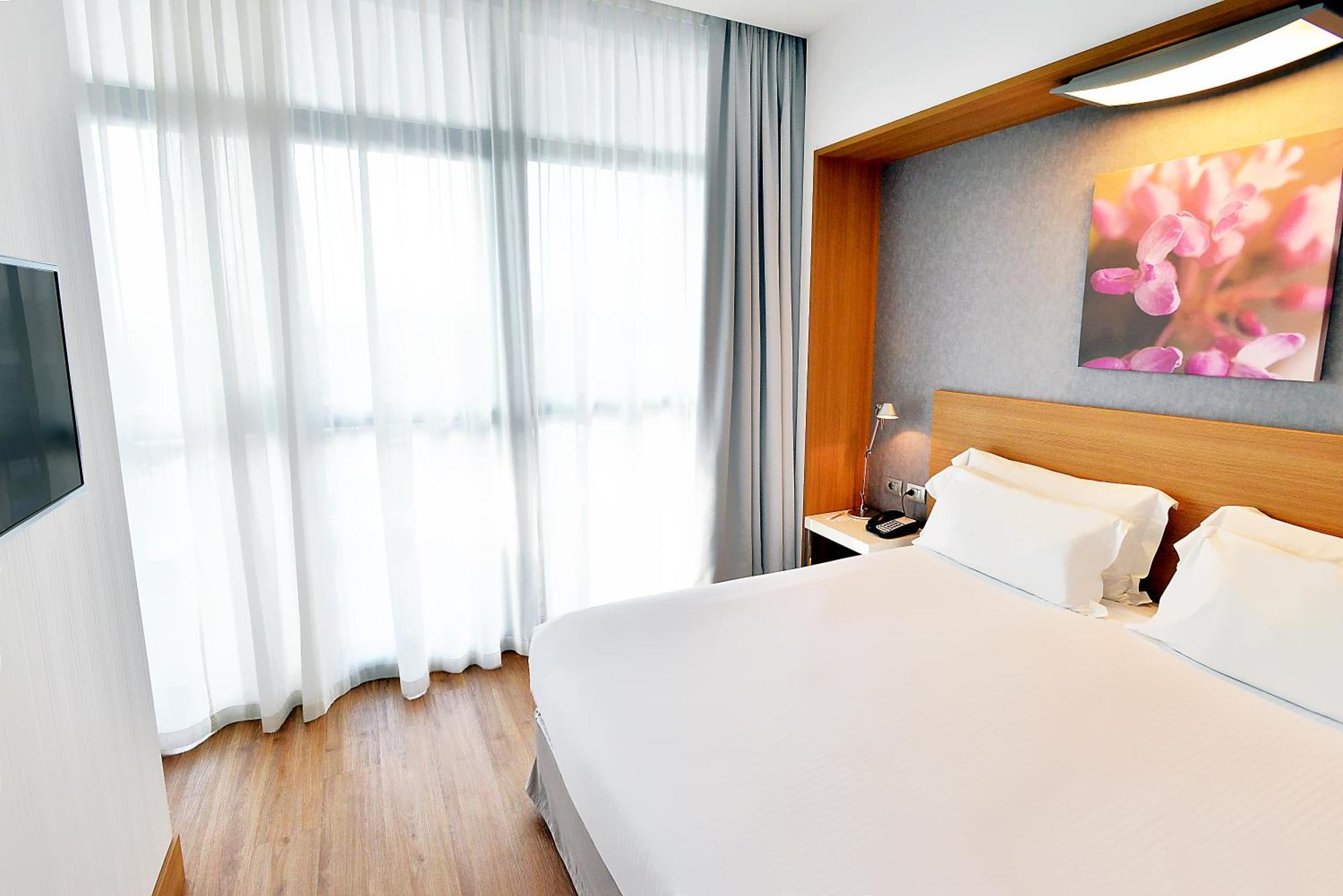 Hotel Hilton Garden North 4*