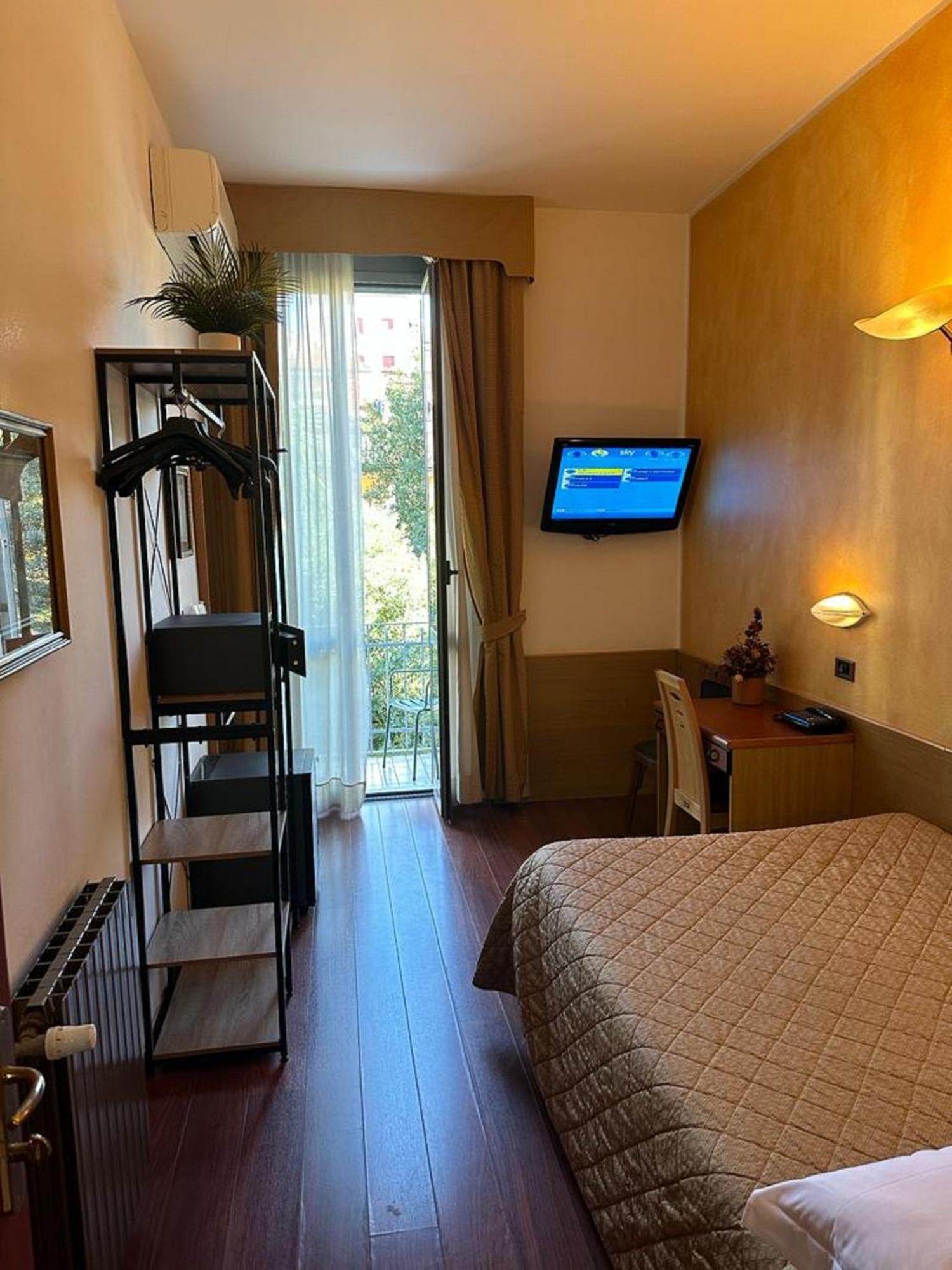 Hotel Aspromonte 3*
