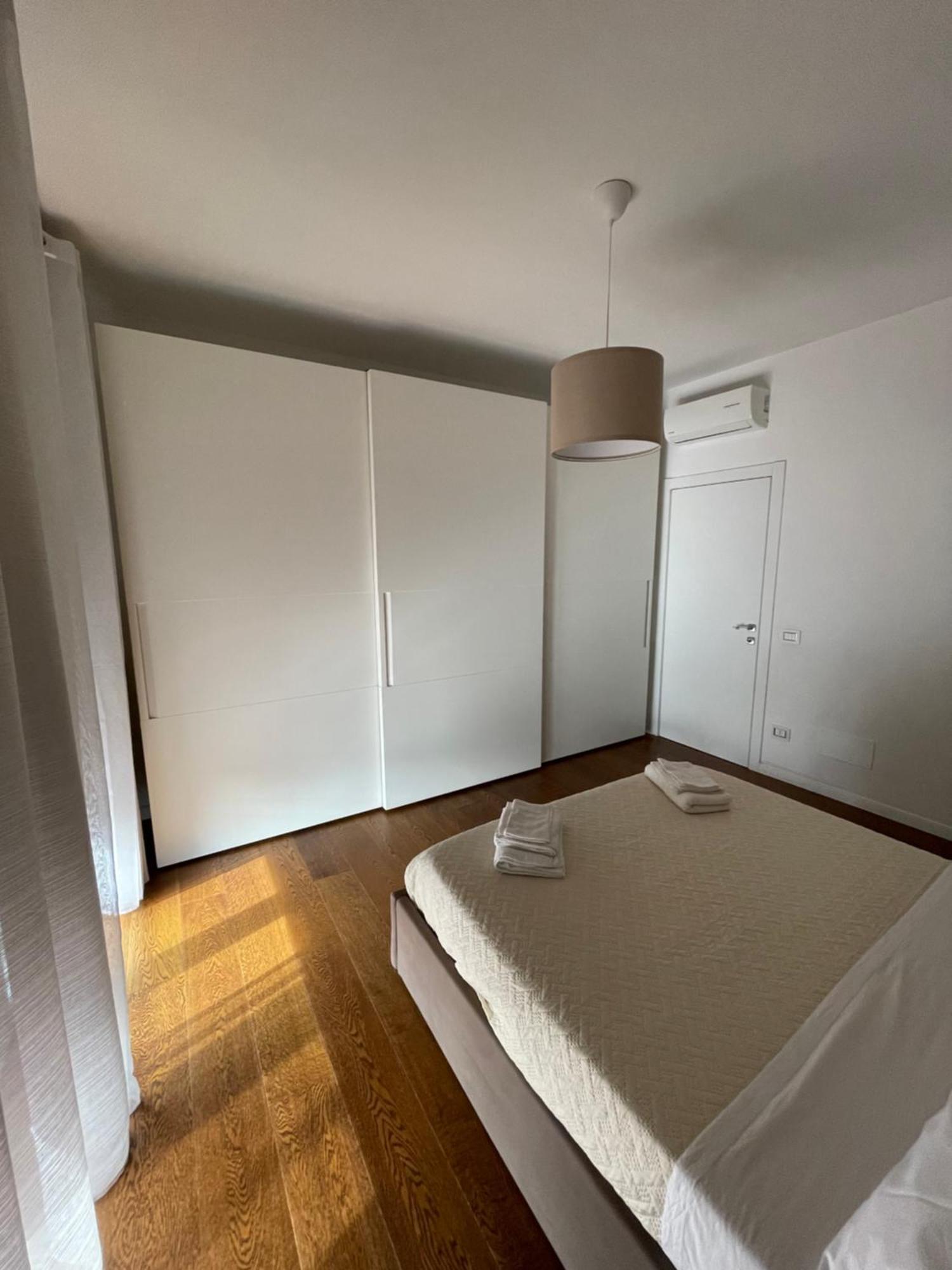 Morivione - Bocconi Free Parking Apartamento Milão