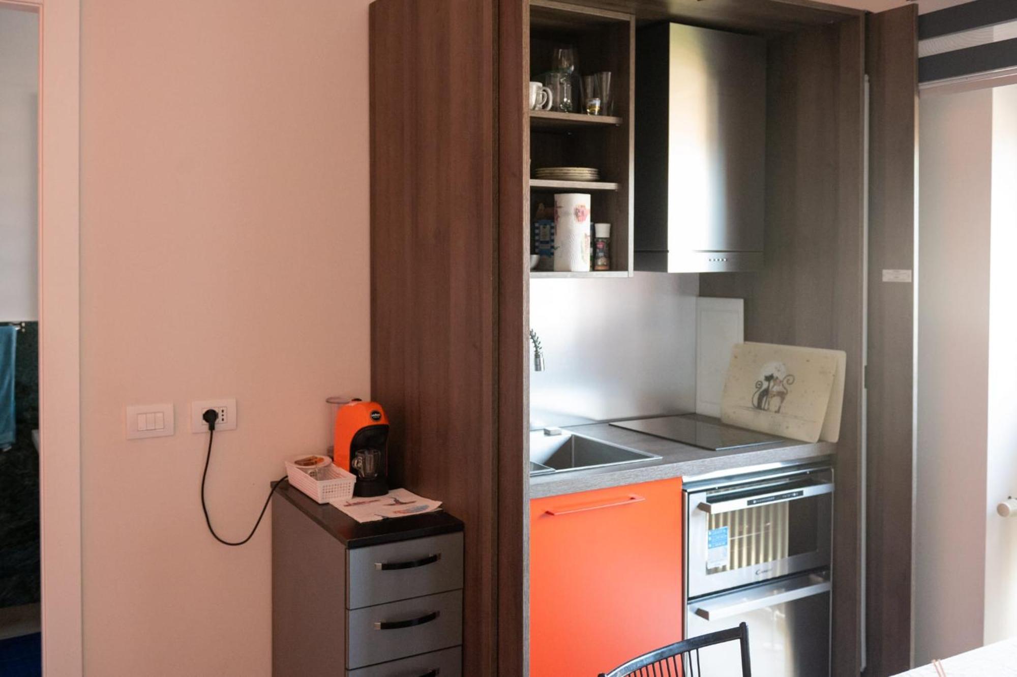Apartment Primaticcio - Monolocale Milan