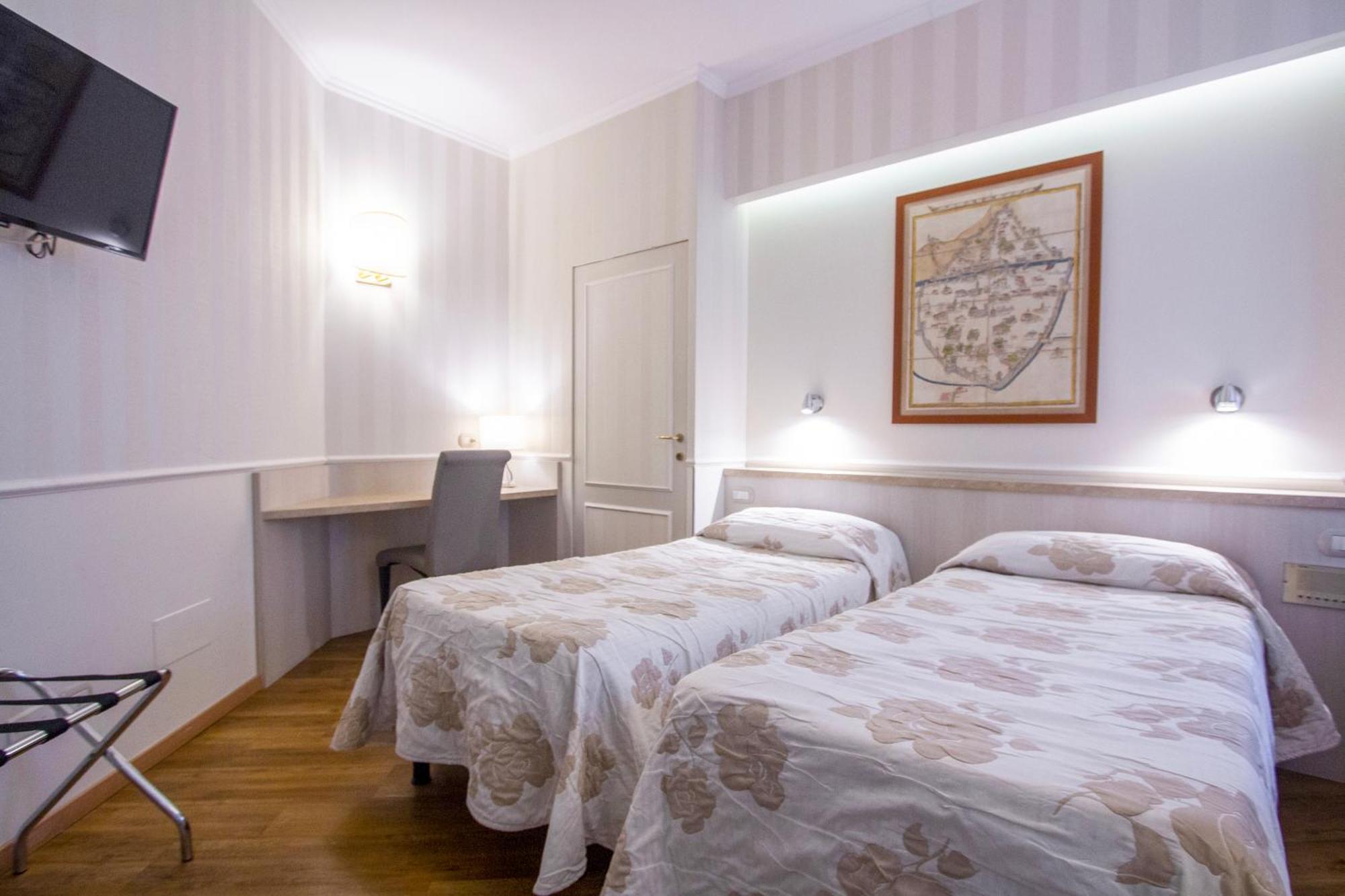 Flora 3* Milan