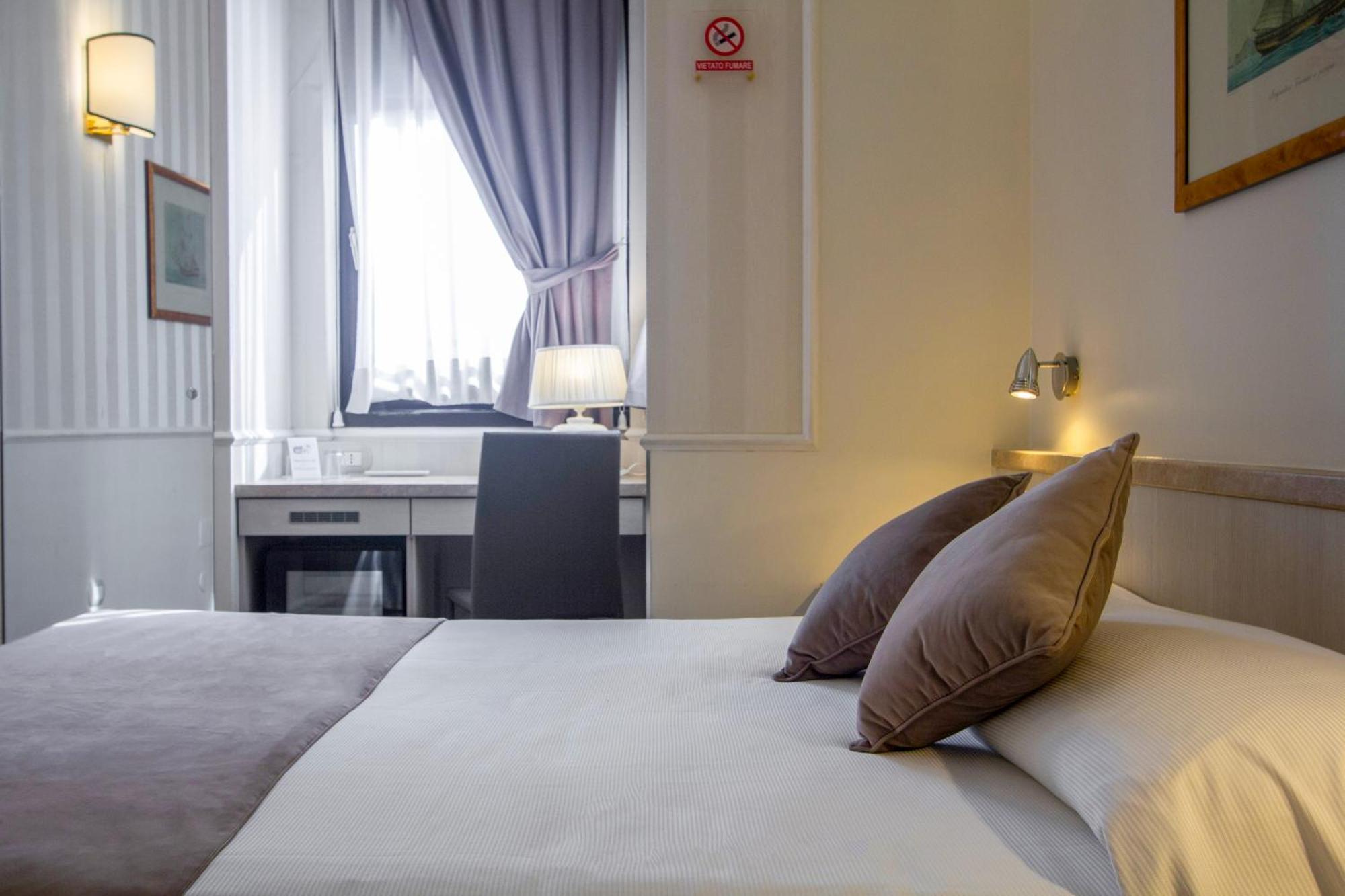 Flora 3* Milan