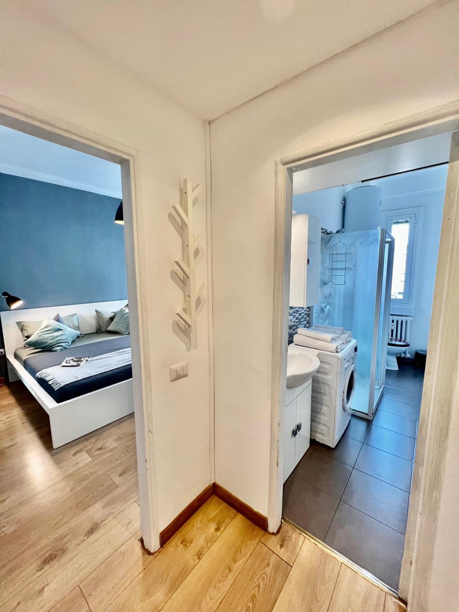 Cozy 3 Km Away From Duomo *