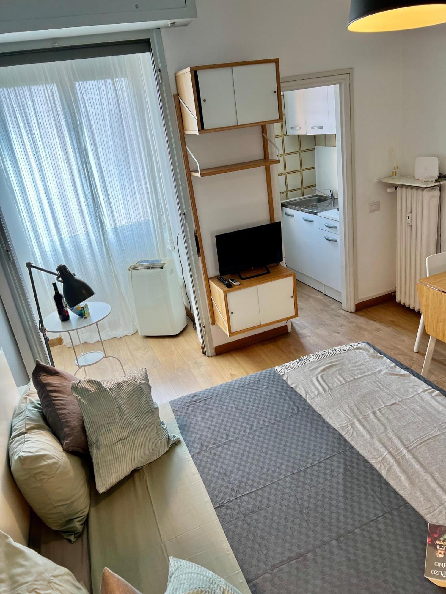 Cozy 3 Km Away From Duomo * Milan