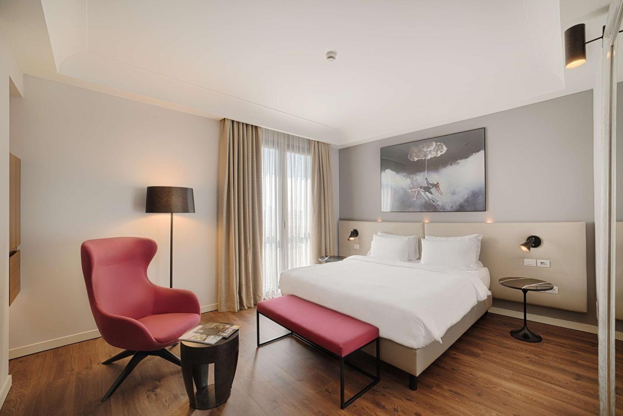 Radisson Blu Hotel 4*