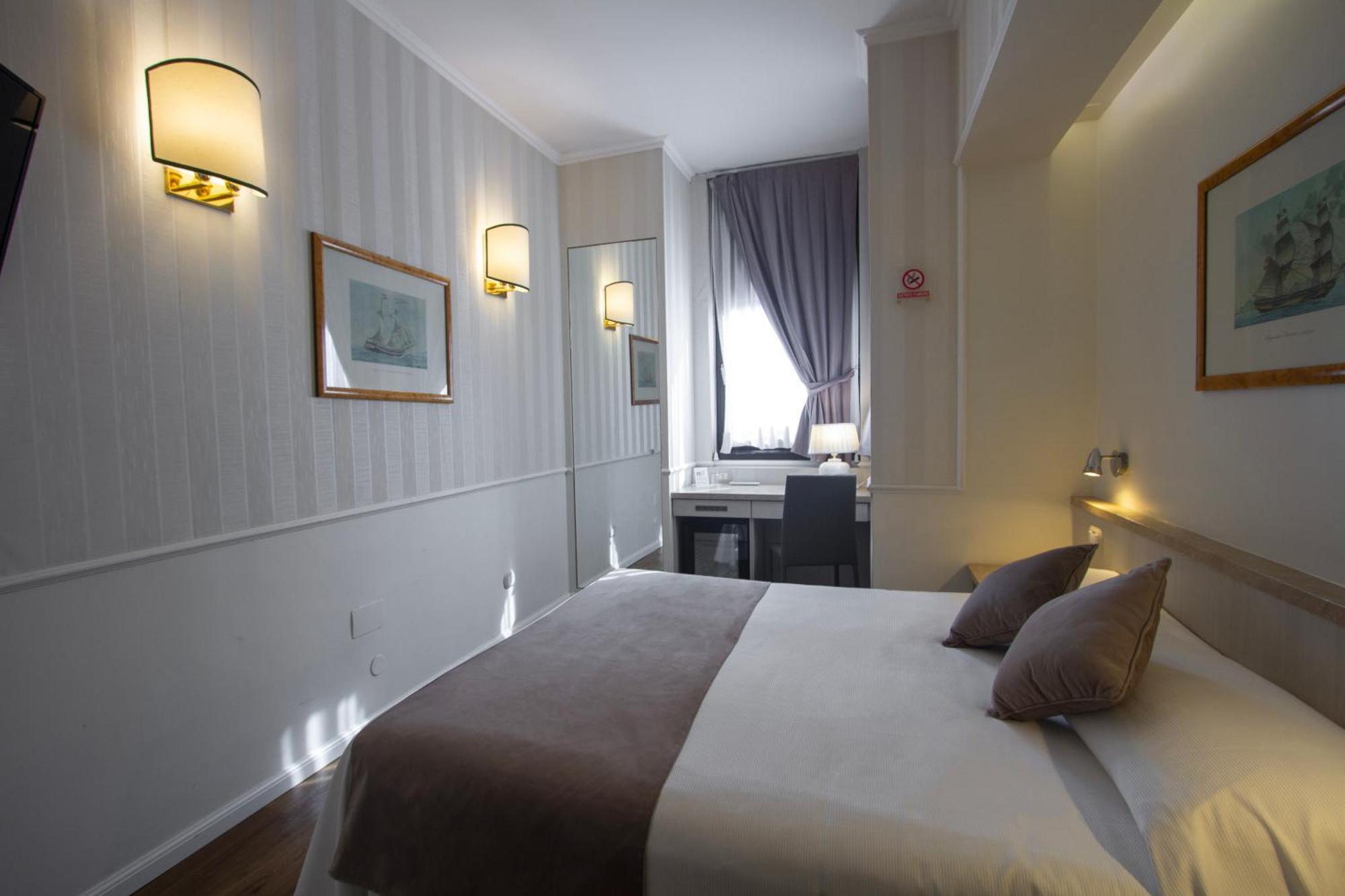 Hotel Flora Milan