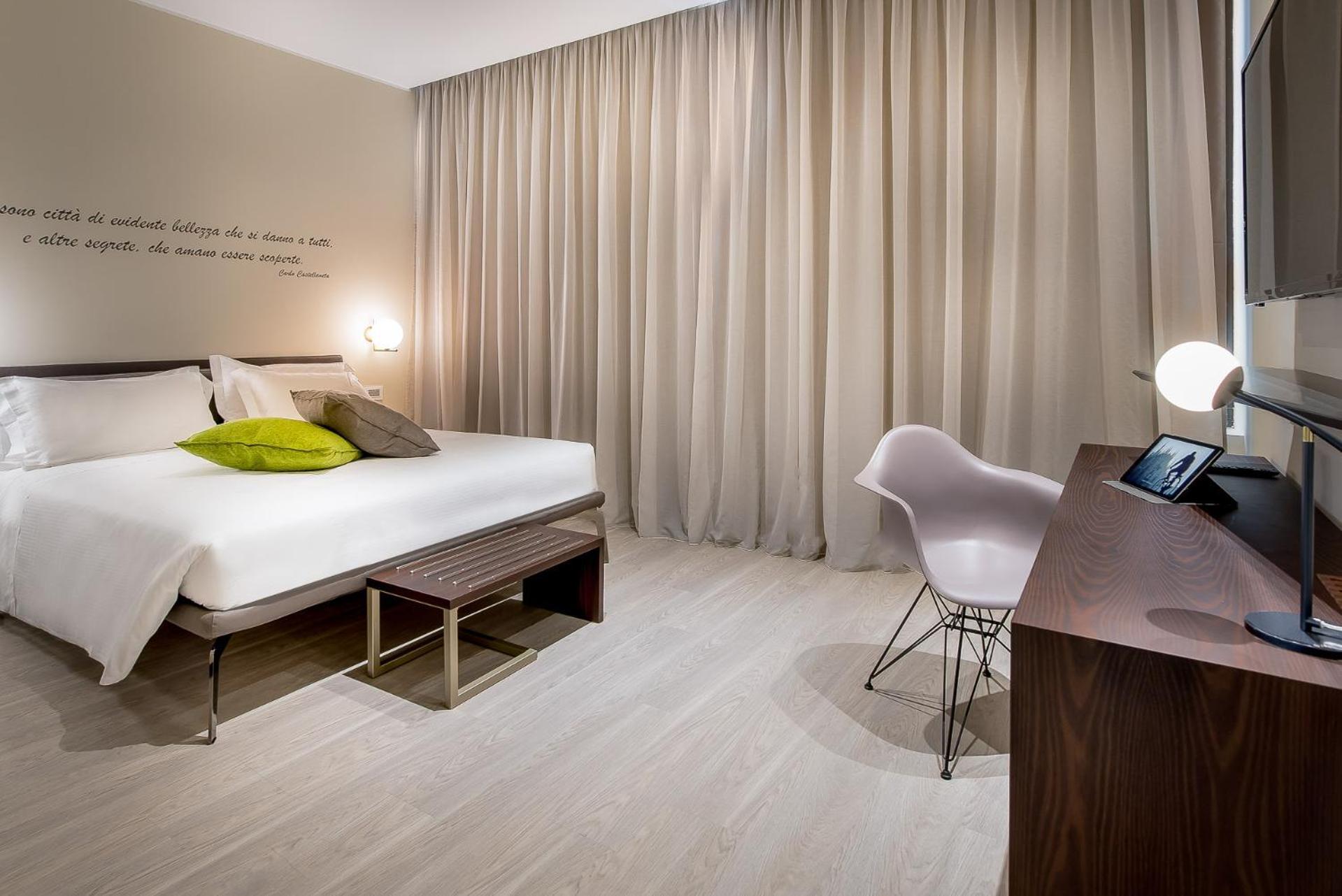 Hotel Canada Milan