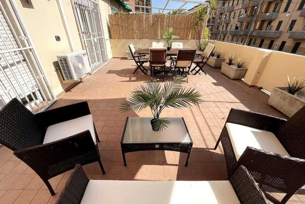 Amazing Flat With Terrace Appartamento Milano