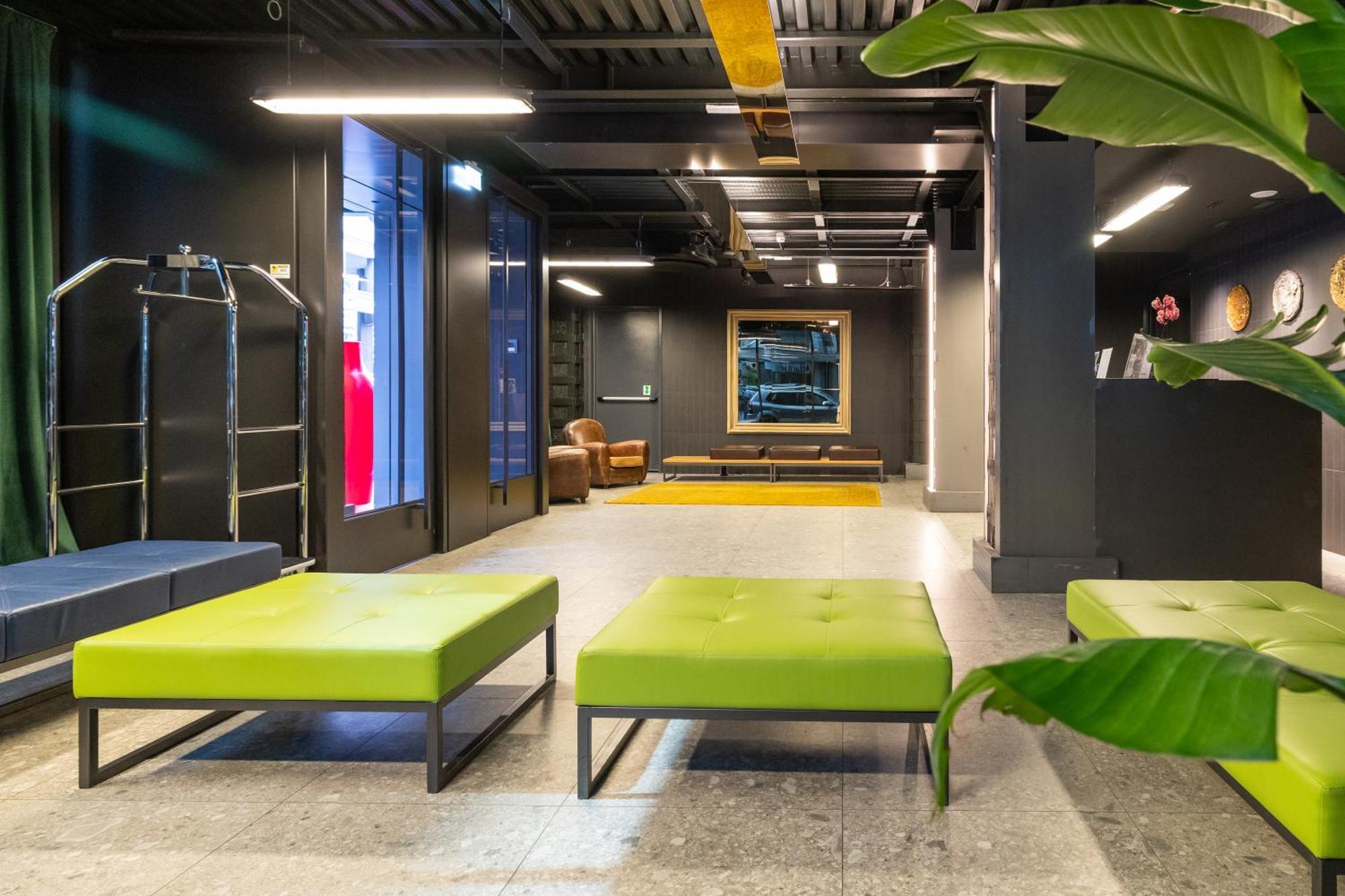 Smart Hotel