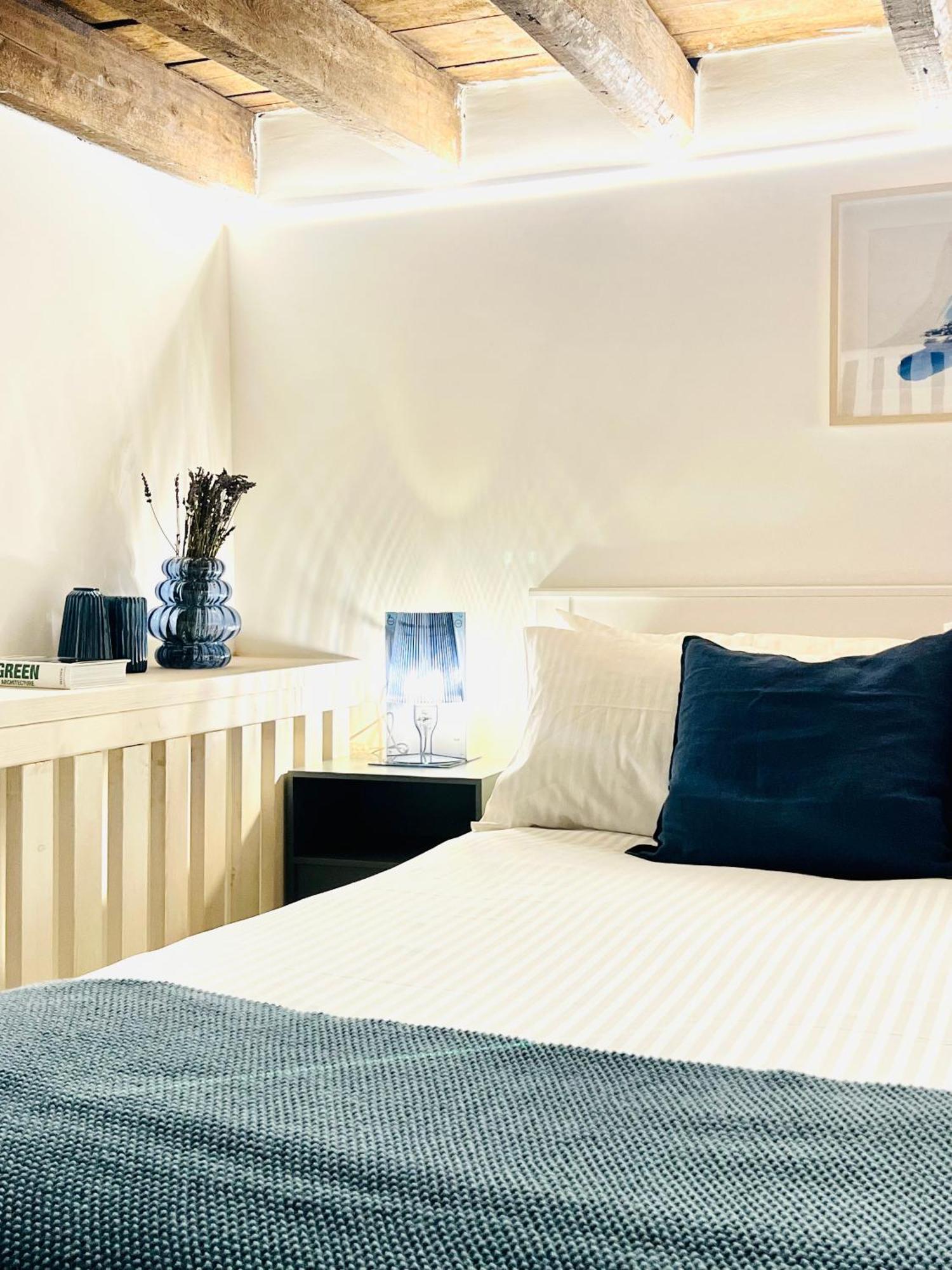 Tarra Luxury * Milan