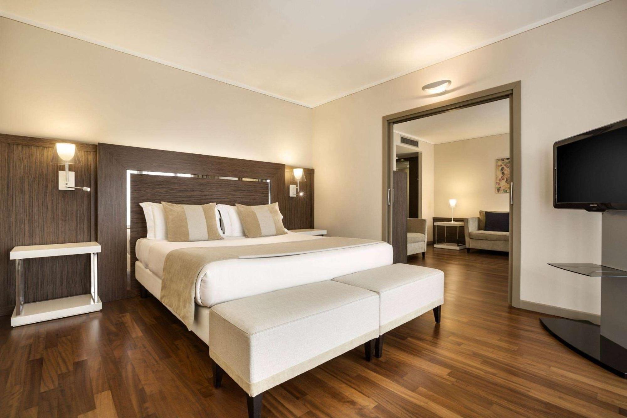 Ramada Plaza By Wyndham Hotel Milan