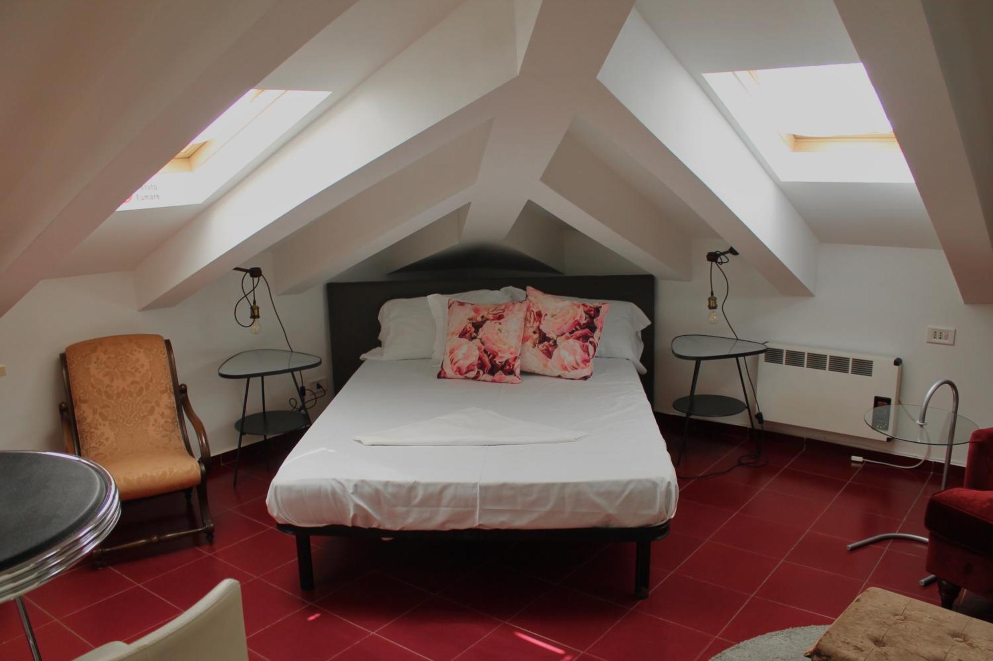 Mercanti Attic Version Apartment Milan