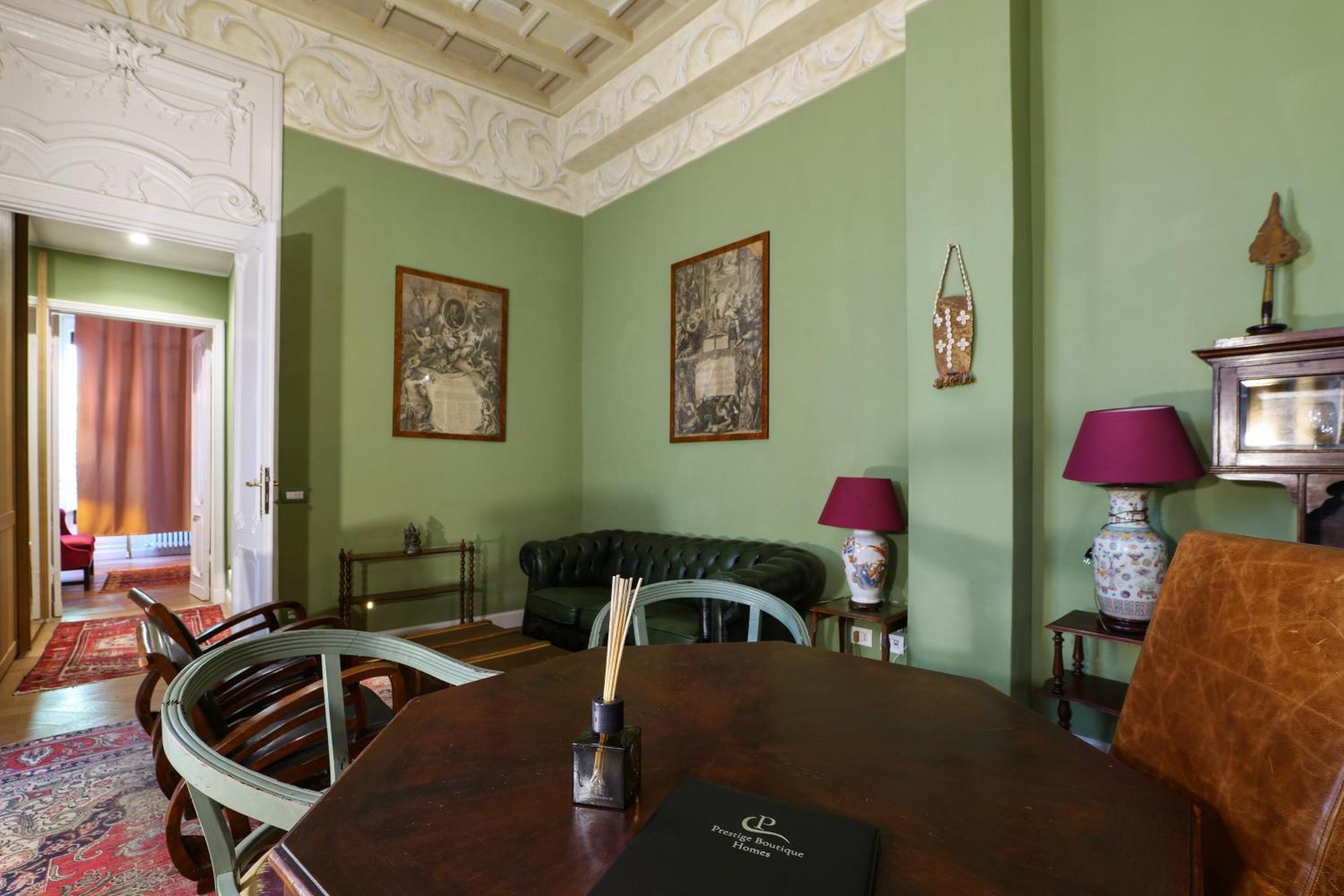 Prestige Boutique - Montenapoleone Apartamento Milão
