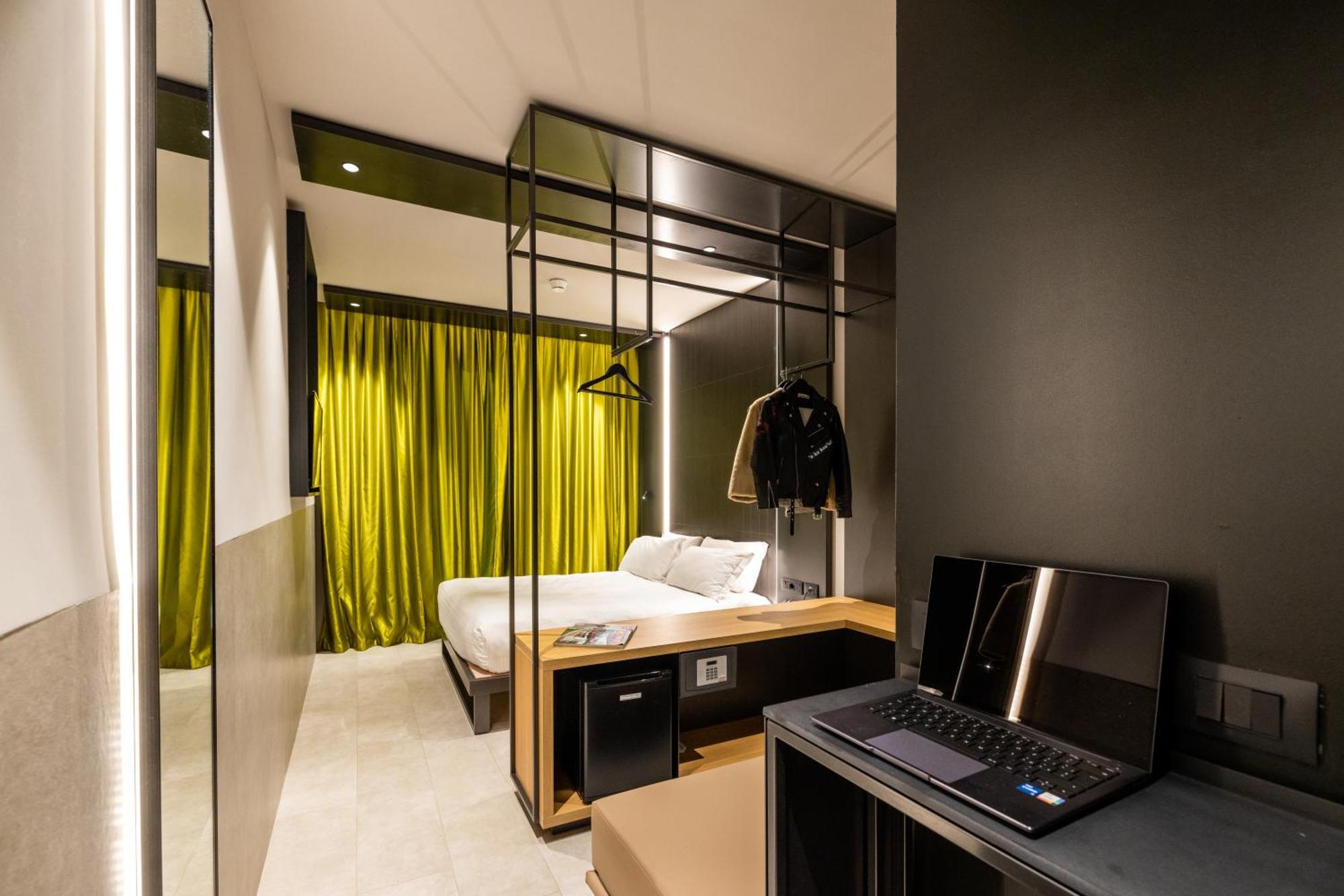 Hotel Smart