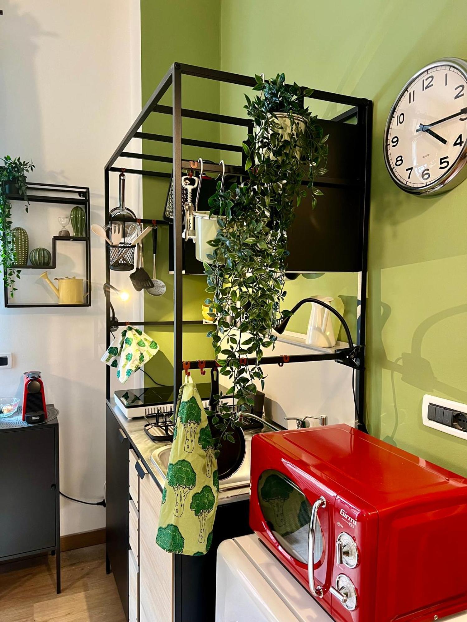 Apartment La Bella Charme 3 Km Away From Duomo/ Netflix & Wi-fi Included *