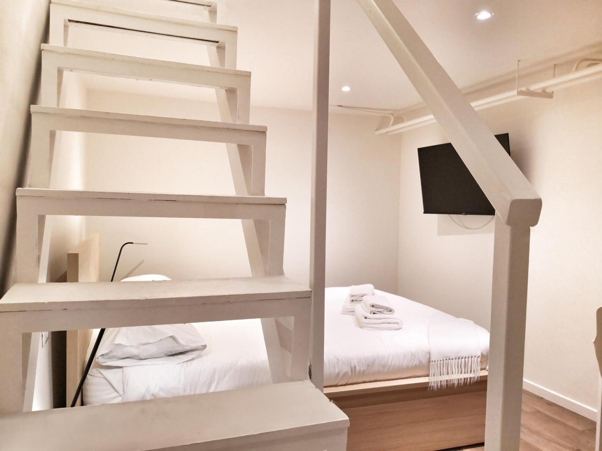 Ihost - Arganini 22 Milan