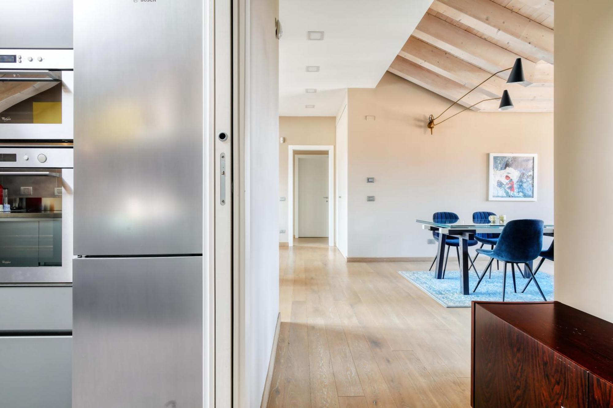 Joivy Elegant With Parking And Balcony Apartamento