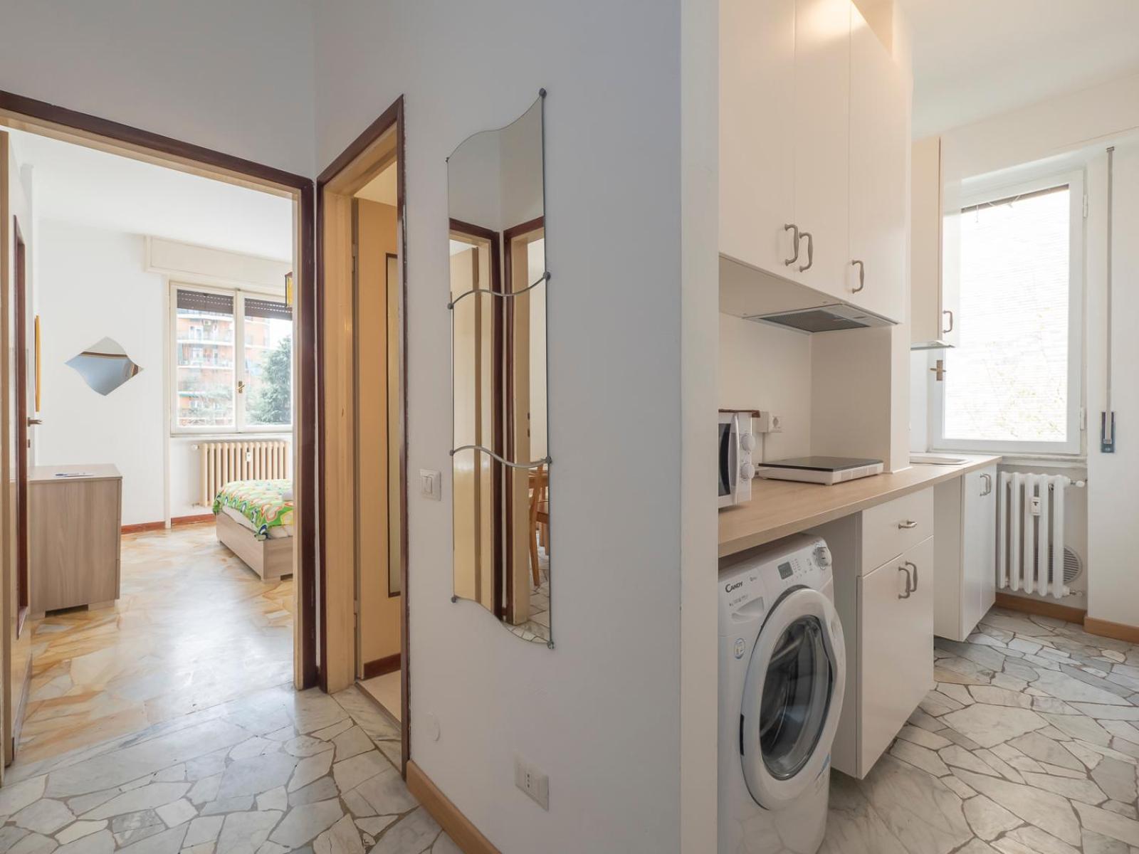 Apartment Xenia - Spacious Two-room In The Flower District