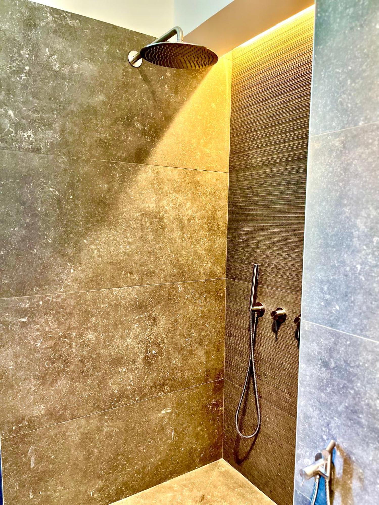 Solferino 37 * Milan