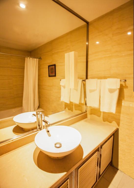 Huaxia 4*