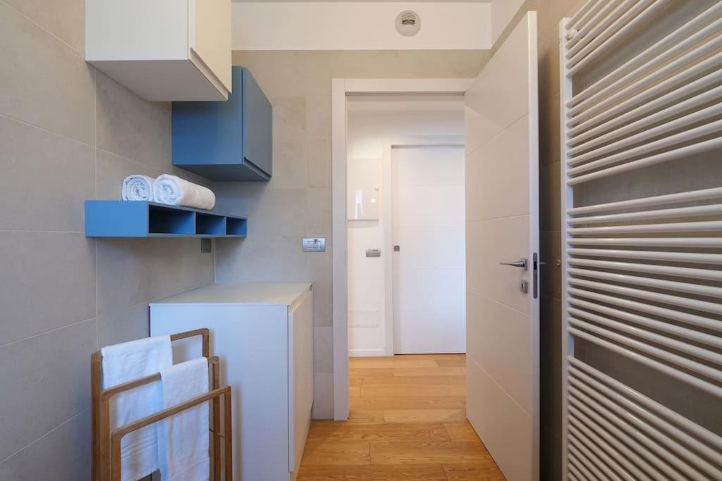 Apartment Contempora - Trilocale C. Di Rienzo 37 *