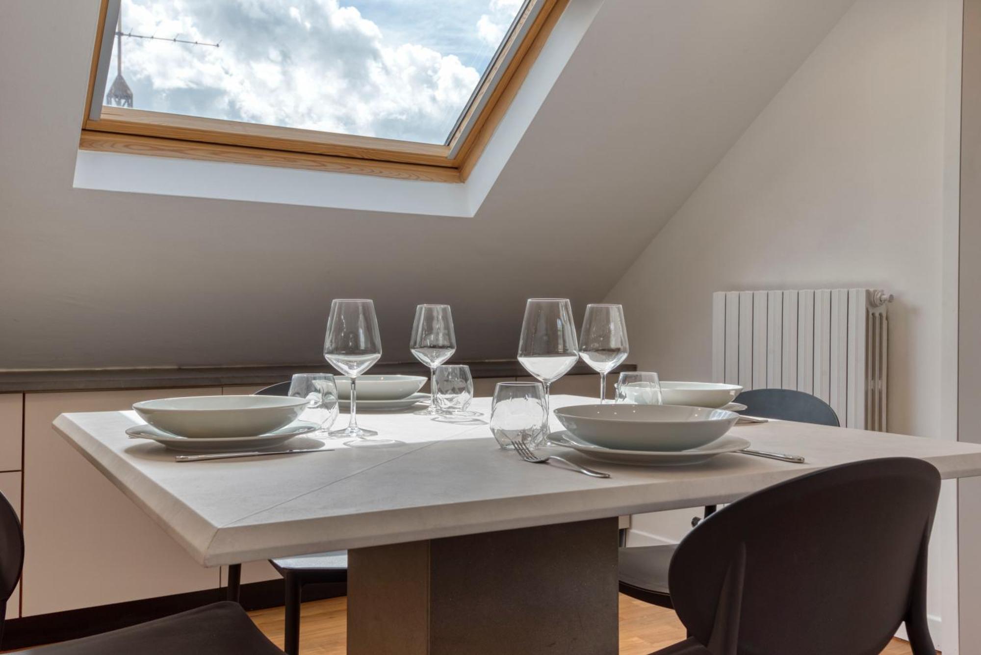 Apartment Royal -montenapoleone- Milan