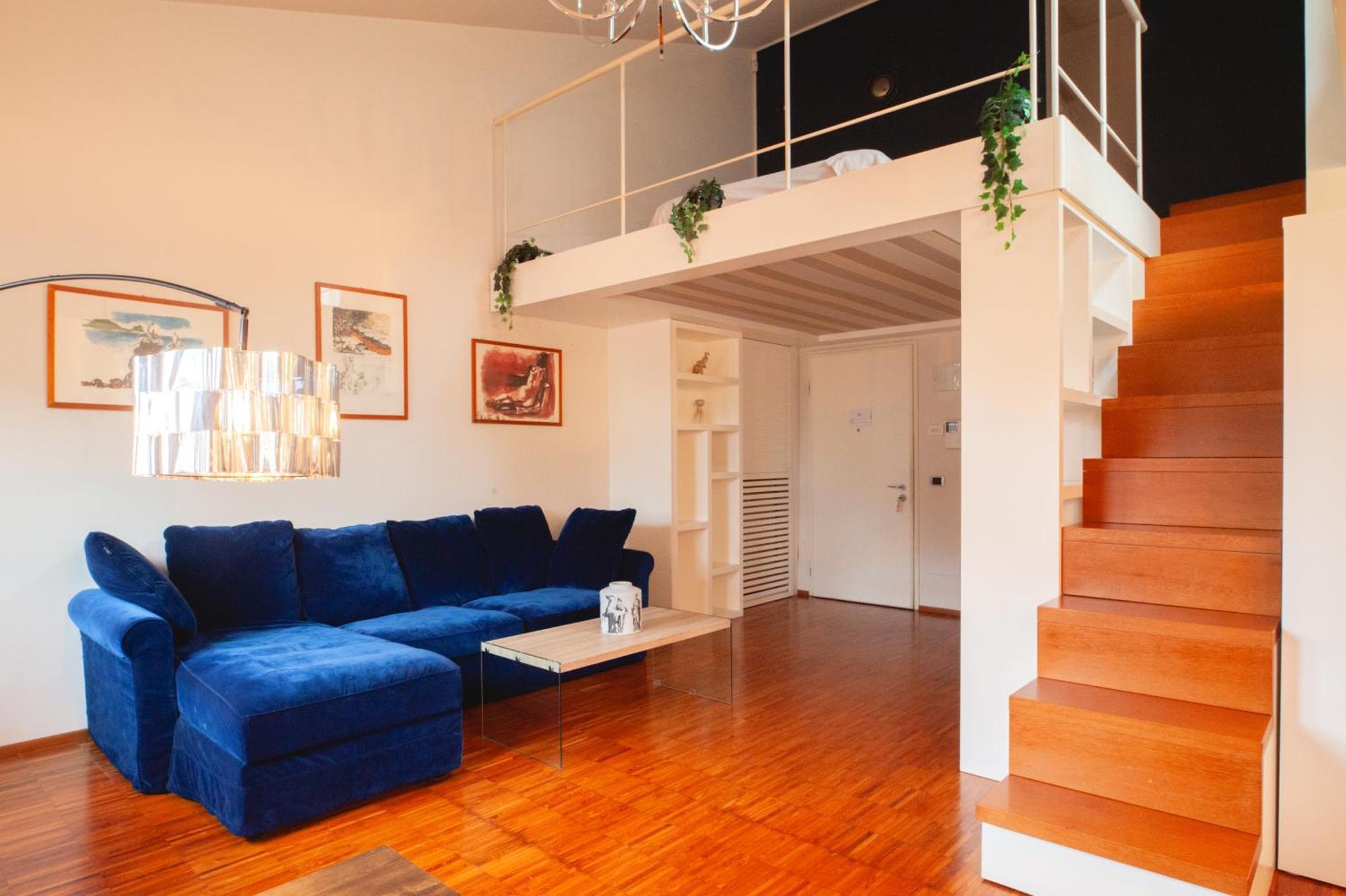Navigli Design With Balcony * Milan