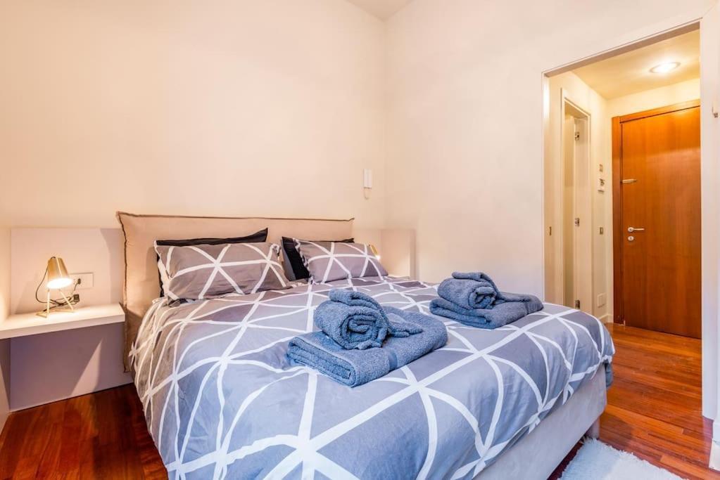 Apartment Brera-duomo-castle Luxury Design Apt. M2 1' Walk